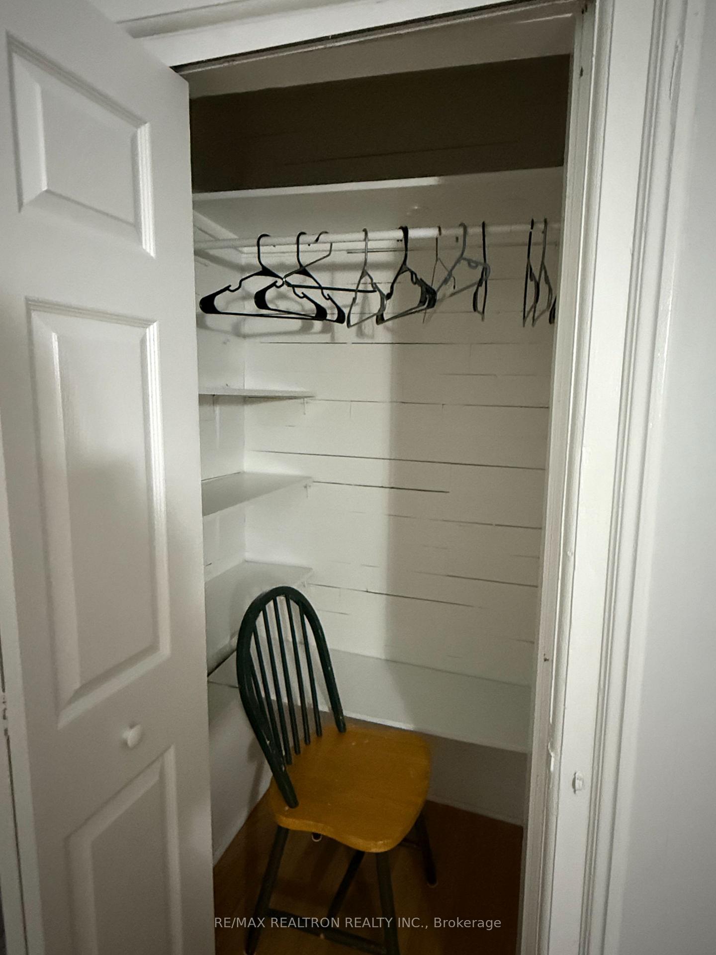 Photo 6 of Unit Upper, 712 Queen Street W, Toronto, Trinity-Bellwoods — HOMEH