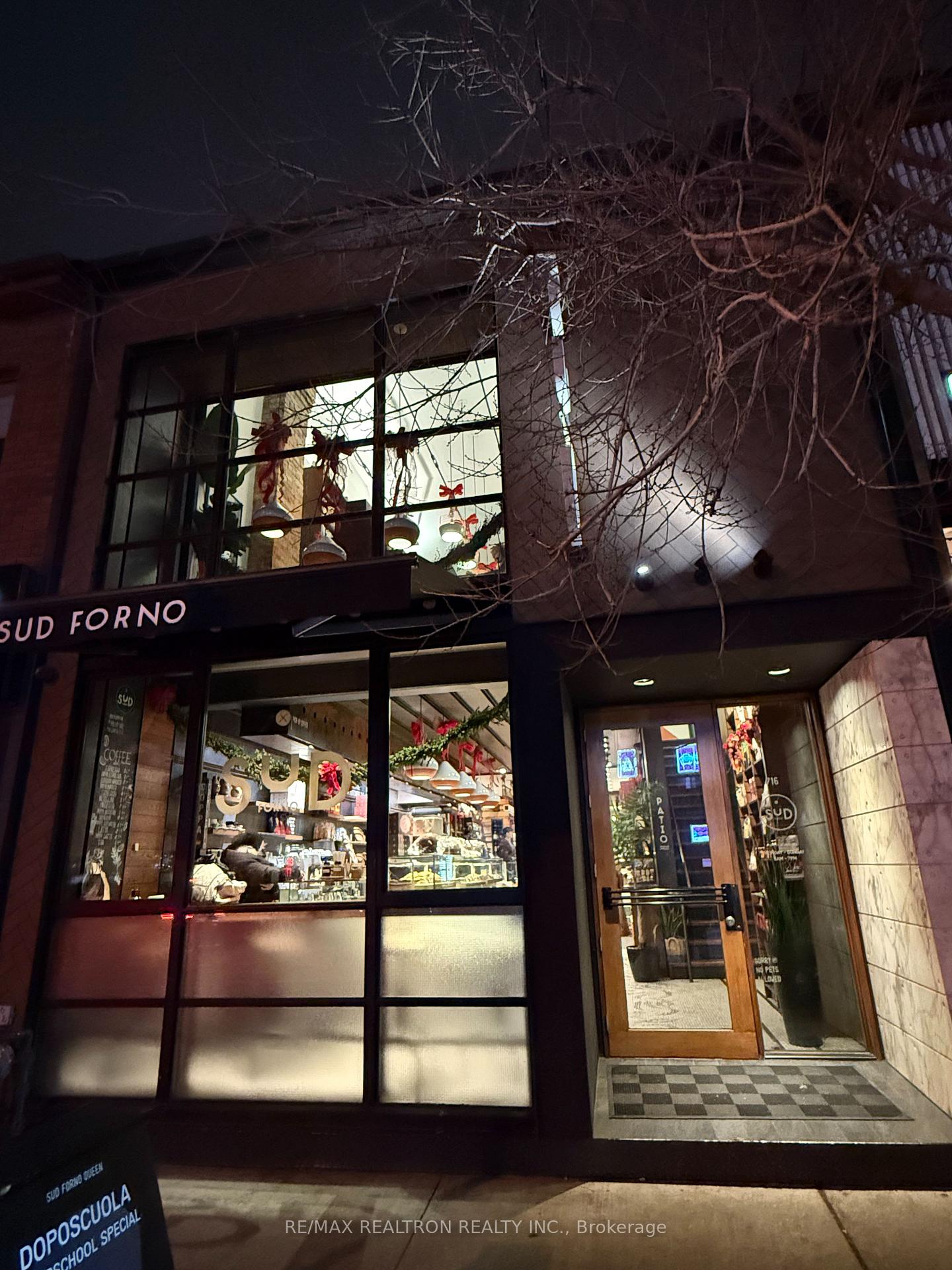 Photo 25 of Unit Upper, 712 Queen Street W, Toronto, Trinity-Bellwoods — HOMEH