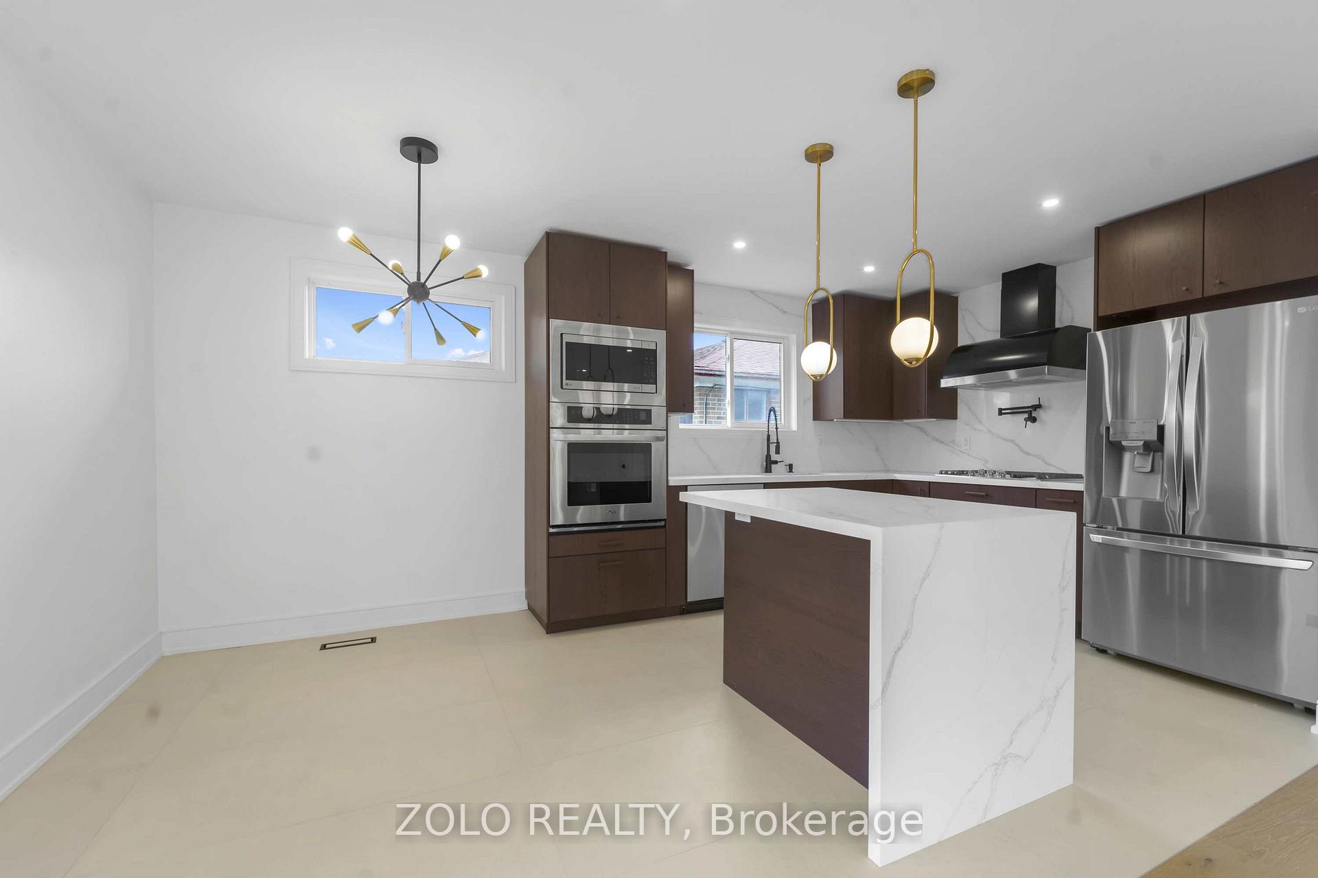 Photo 9 of 14 Lightwood Drive, Etobicoke, Thistletown-Beaumonde Heights — HOMEH
