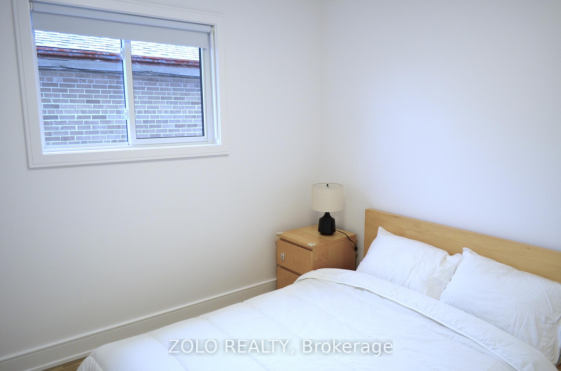 Photo 15 of 14 Lightwood Drive, Etobicoke, Thistletown-Beaumonde Heights — HOMEH
