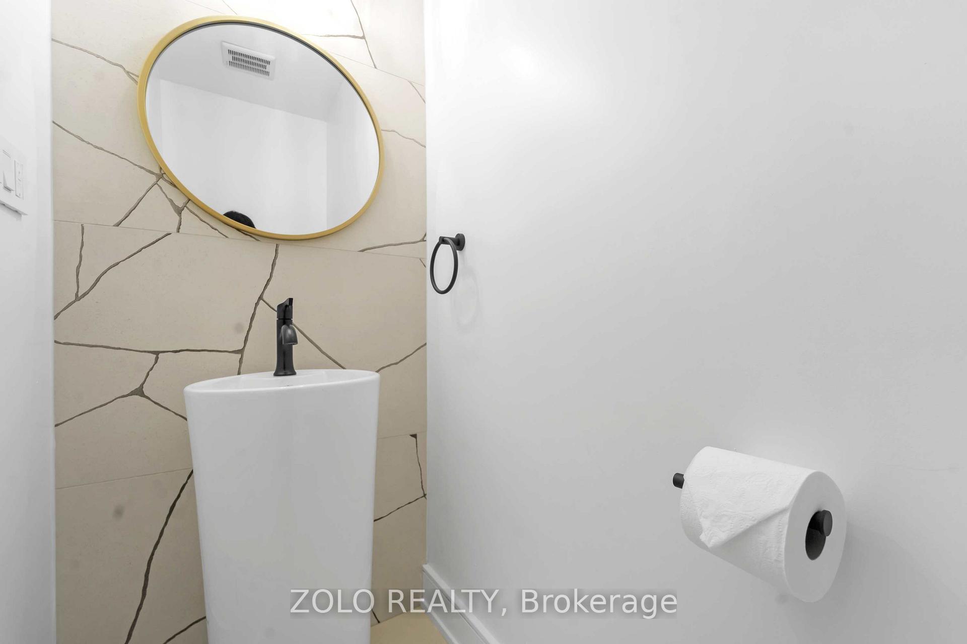 Photo 17 of 14 Lightwood Drive, Etobicoke, Thistletown-Beaumonde Heights — HOMEH