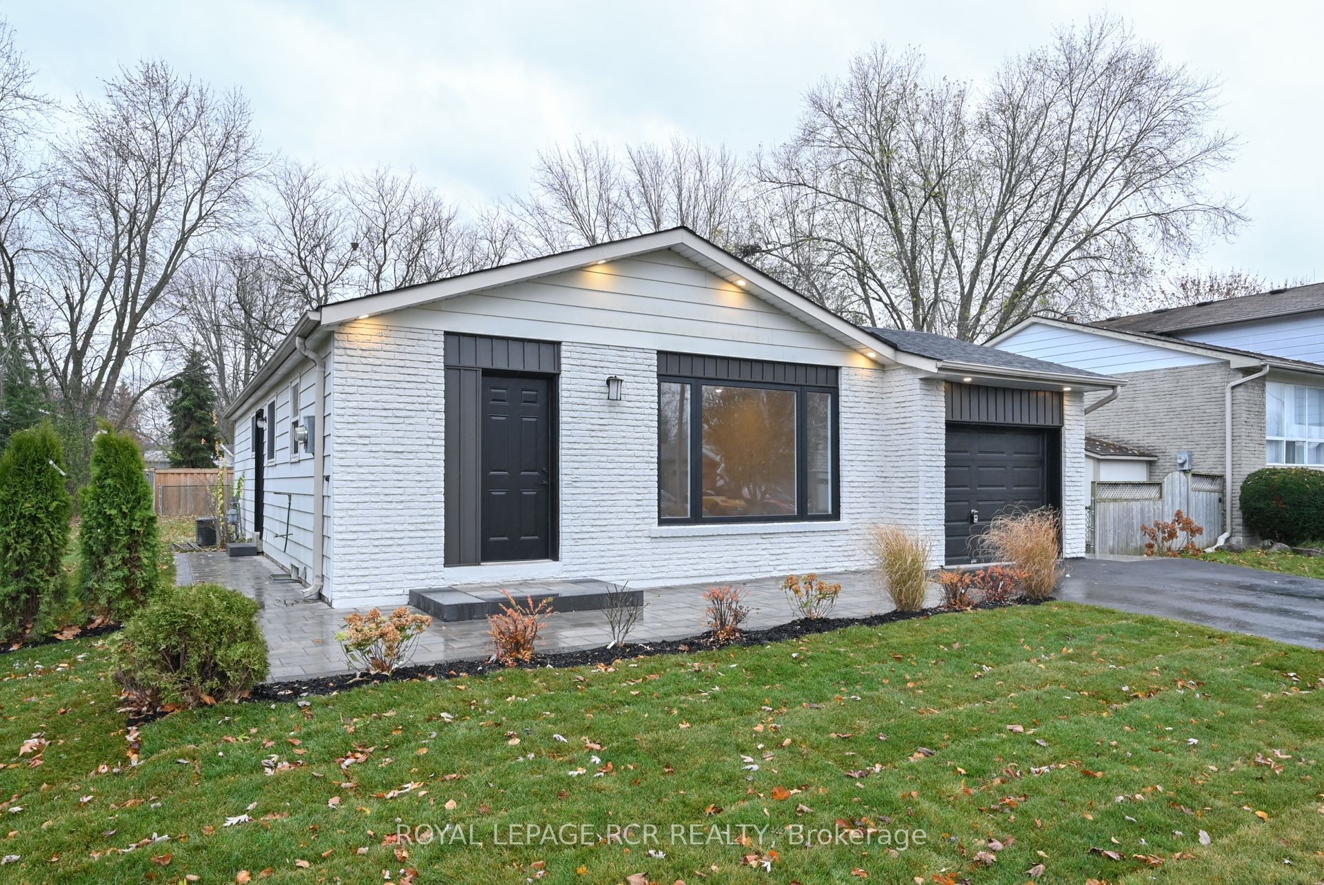 Photo 31 of 15 McKeown Street, New Tecumseth, Beeton — HOMEH