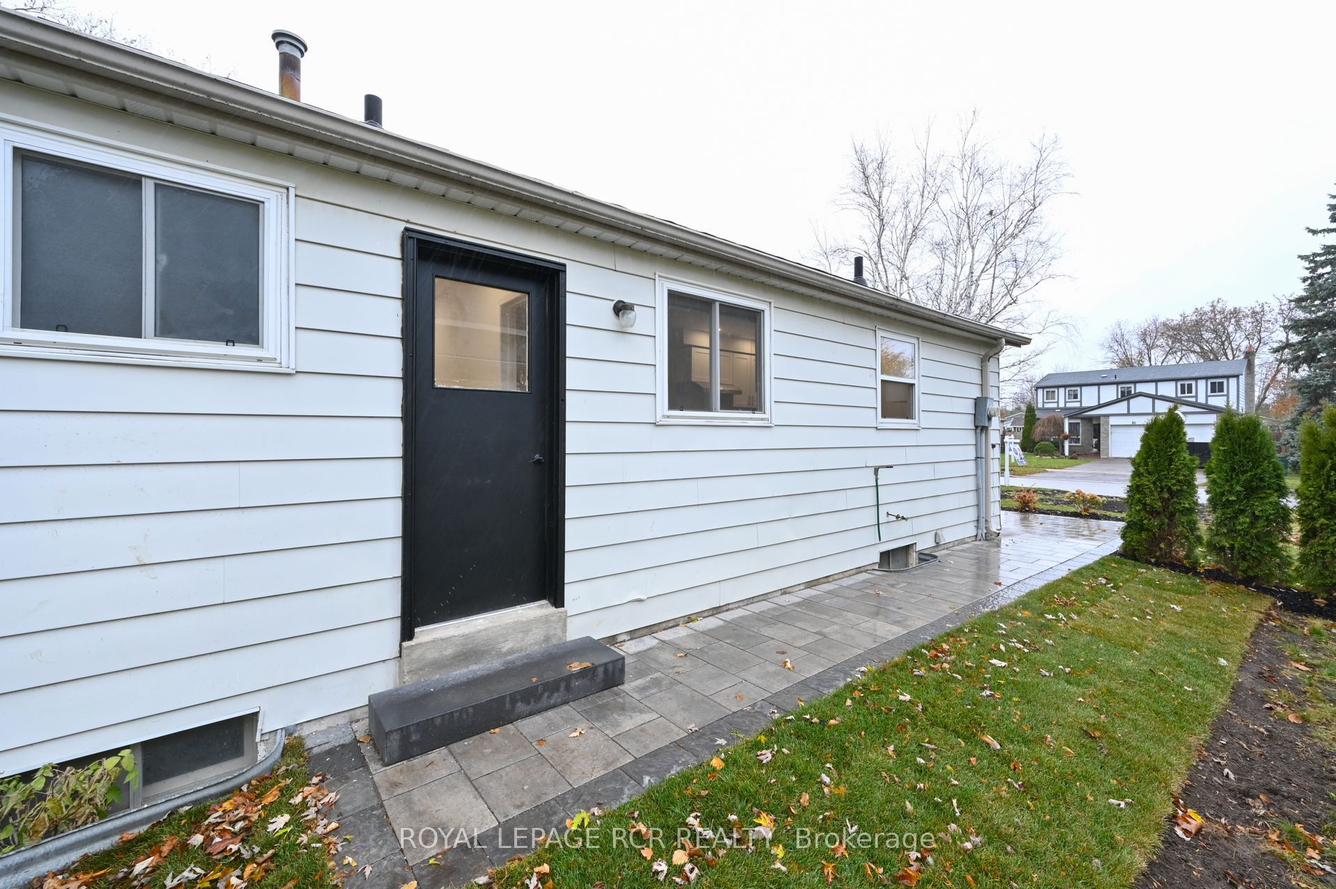 Photo 56 of 15 McKeown Street, New Tecumseth, Beeton — HOMEH