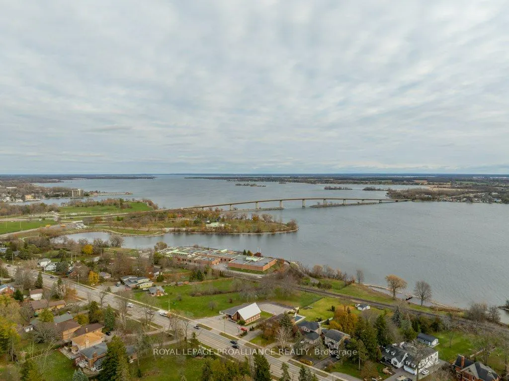 Photo 10 of 100 Selena Avenue, Belleville, Belleville Ward — HOMEH