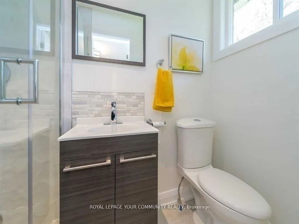 Photo 17 of Unit MAIN, 112 Murray Drive, Aurora, Aurora Highlands — HOMEH