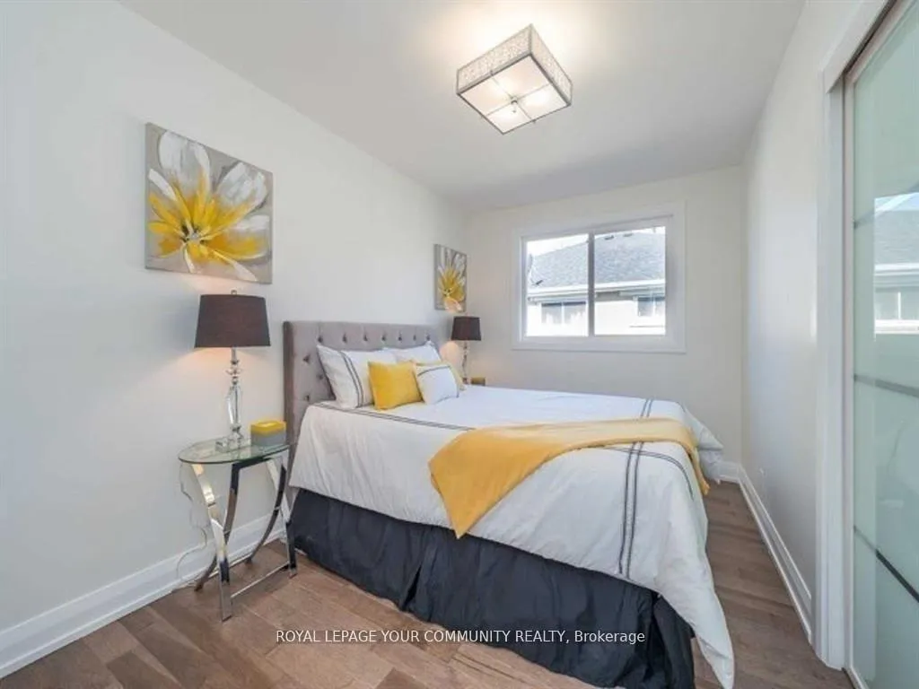 Photo 18 of Unit MAIN, 112 Murray Drive, Aurora, Aurora Highlands — HOMEH