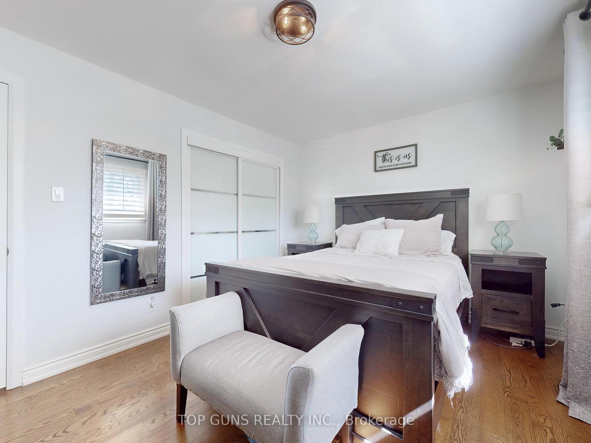 Photo 19 of 25 Ringway Crescent, Etobicoke, Elms-Old Rexdale — HOMEH