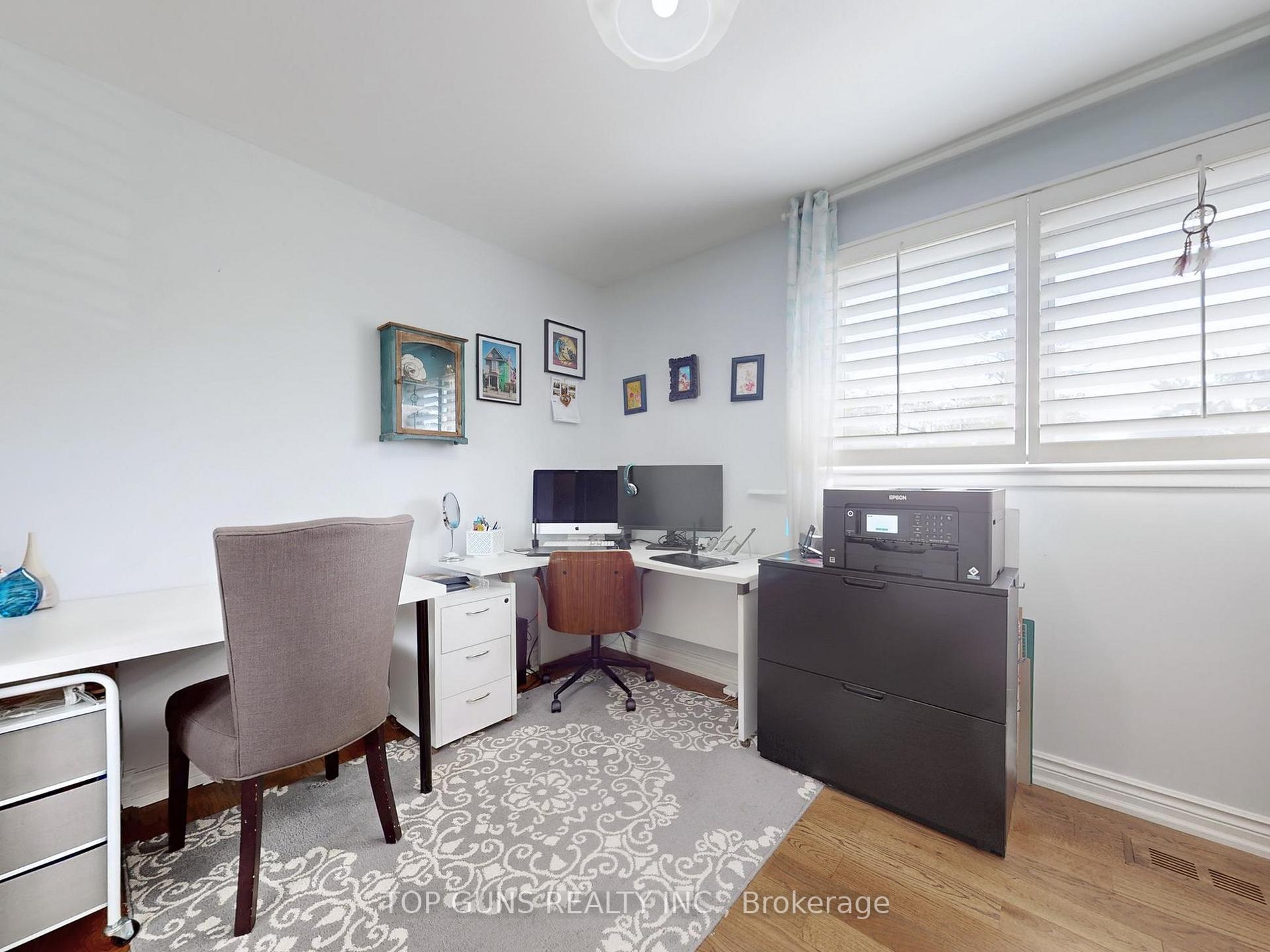 Photo 25 of 25 Ringway Crescent, Etobicoke, Elms-Old Rexdale — HOMEH
