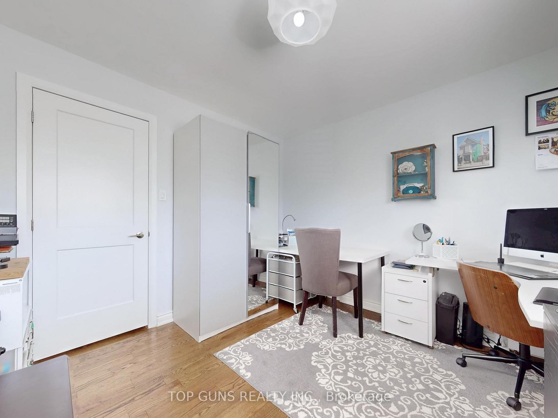 Photo 27 of 25 Ringway Crescent, Etobicoke, Elms-Old Rexdale — HOMEH