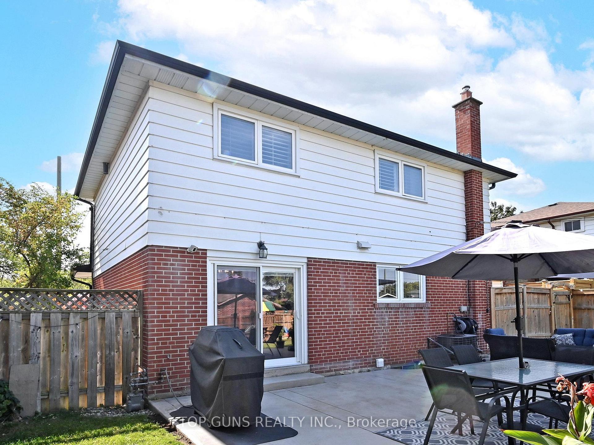 Photo 42 of 25 Ringway Crescent, Etobicoke, Elms-Old Rexdale — HOMEH