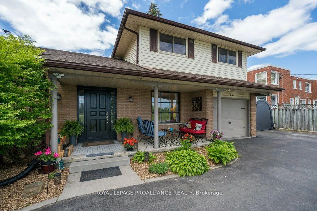Photo 13 of 44 Sidney Street, Belleville, Belleville Ward — HOMEH