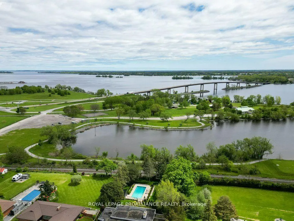 Photo 300 of 44 Sidney Street, Belleville, Belleville Ward — HOMEH