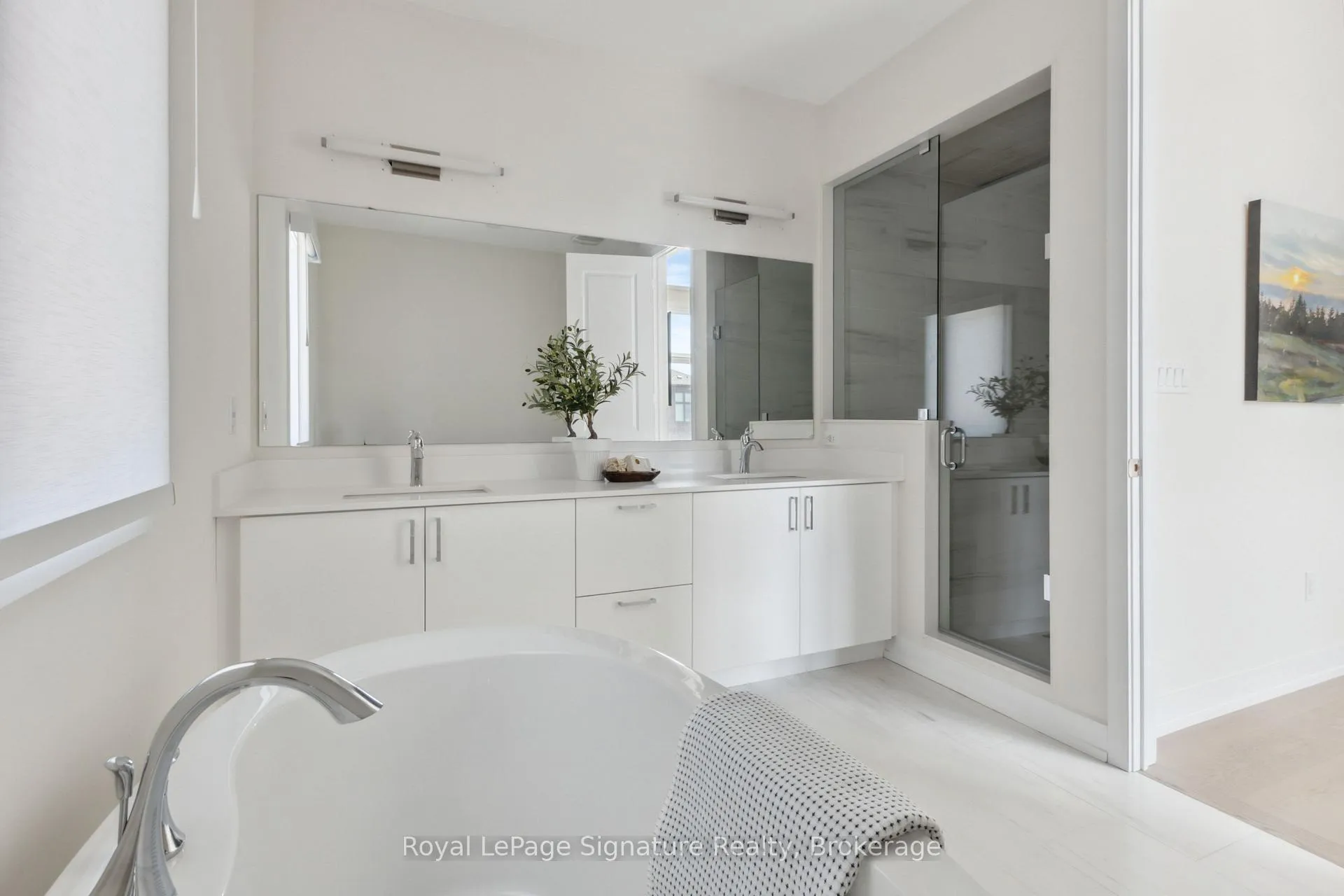 Photo 136 of 101 Cattail Crescent, Blue Mountains — HOMEH