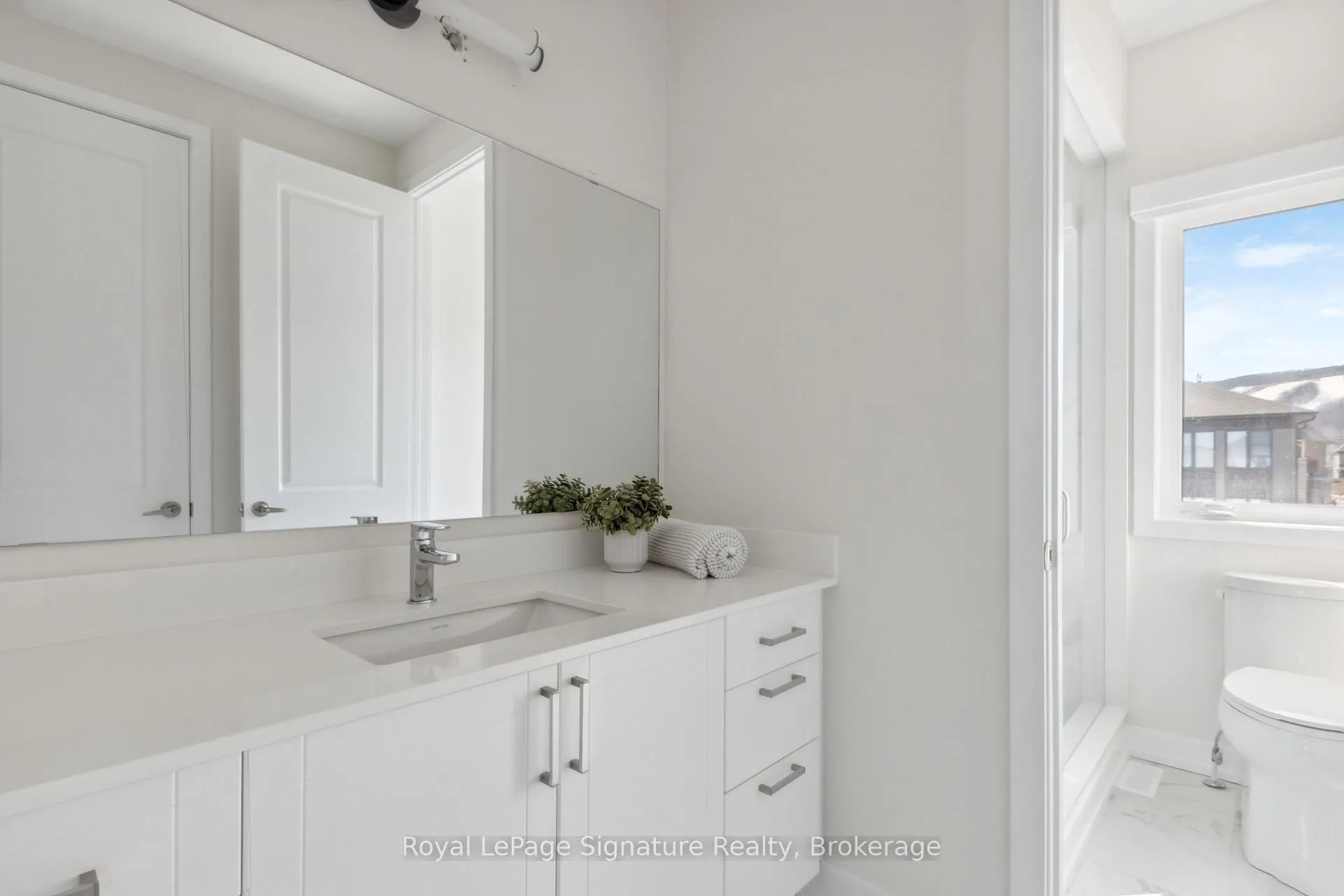 Photo 159 of 101 Cattail Crescent, Blue Mountains — HOMEH