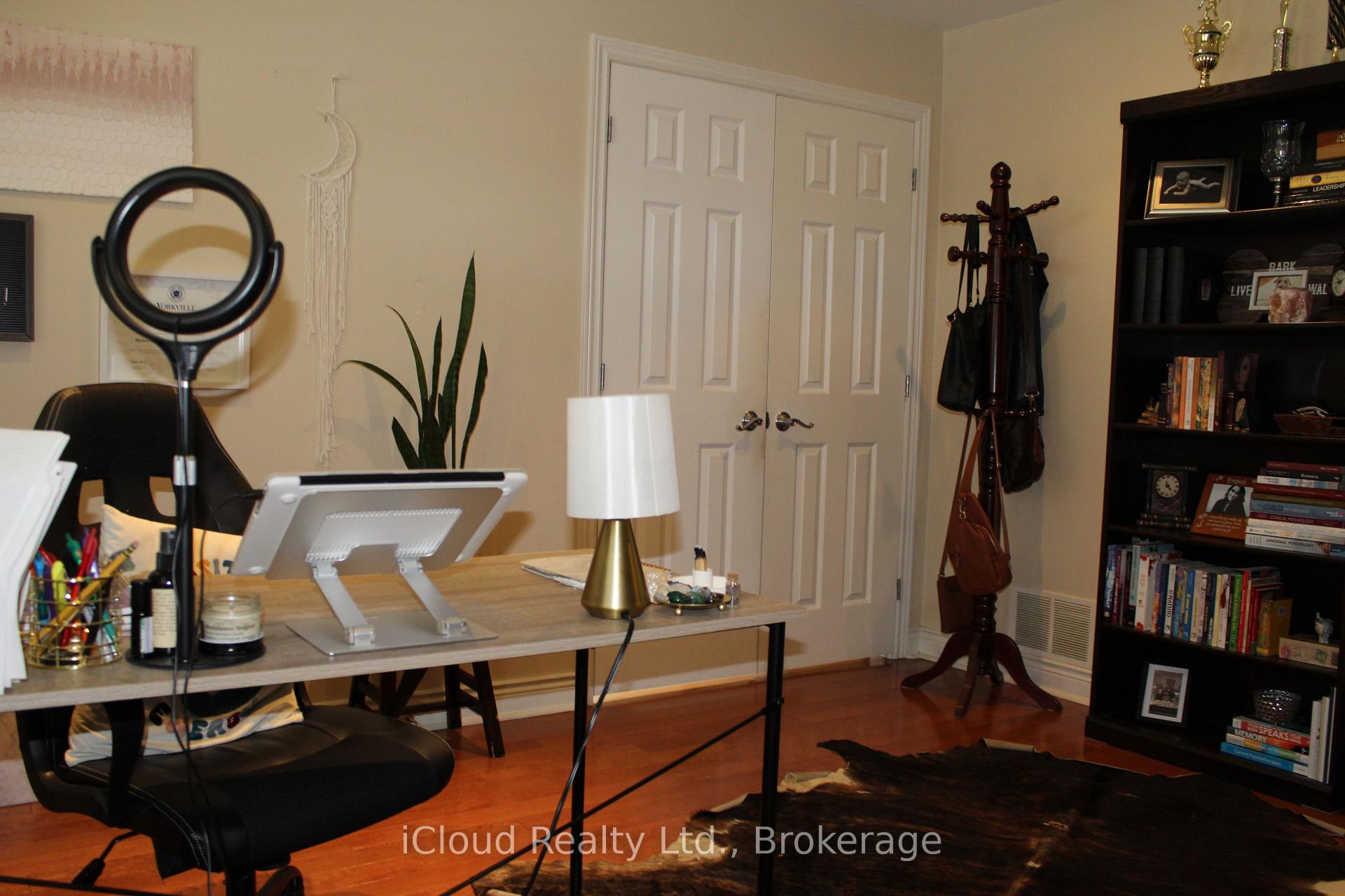 Photo 25 of 76 Stavely Crescent, Etobicoke, Rexdale-Kipling — HOMEH