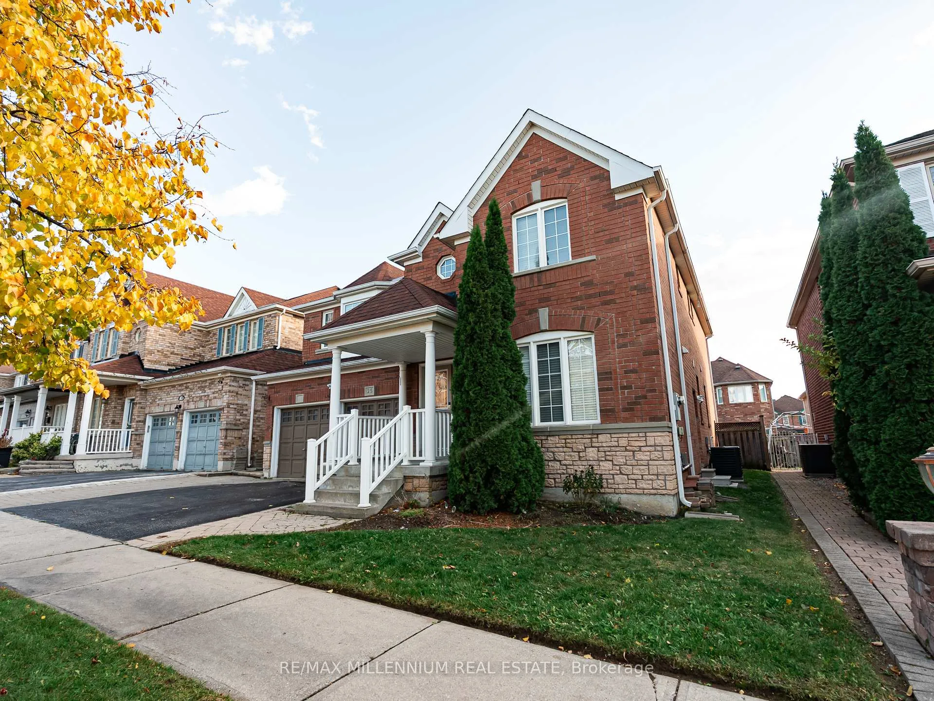 Photo 1 of 25 Bevan Crescent, Ajax, Northwest Ajax — HOMEH