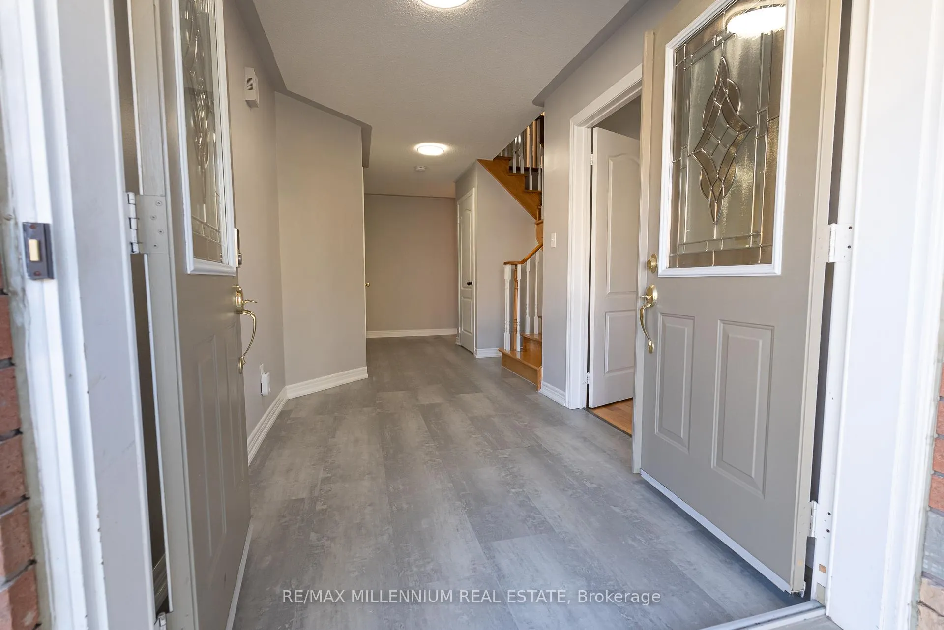 Photo 10 of 25 Bevan Crescent, Ajax, Northwest Ajax — HOMEH