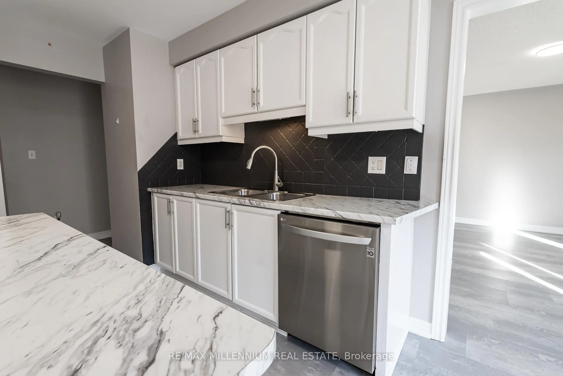 Photo 22 of 25 Bevan Crescent, Ajax, Northwest Ajax — HOMEH