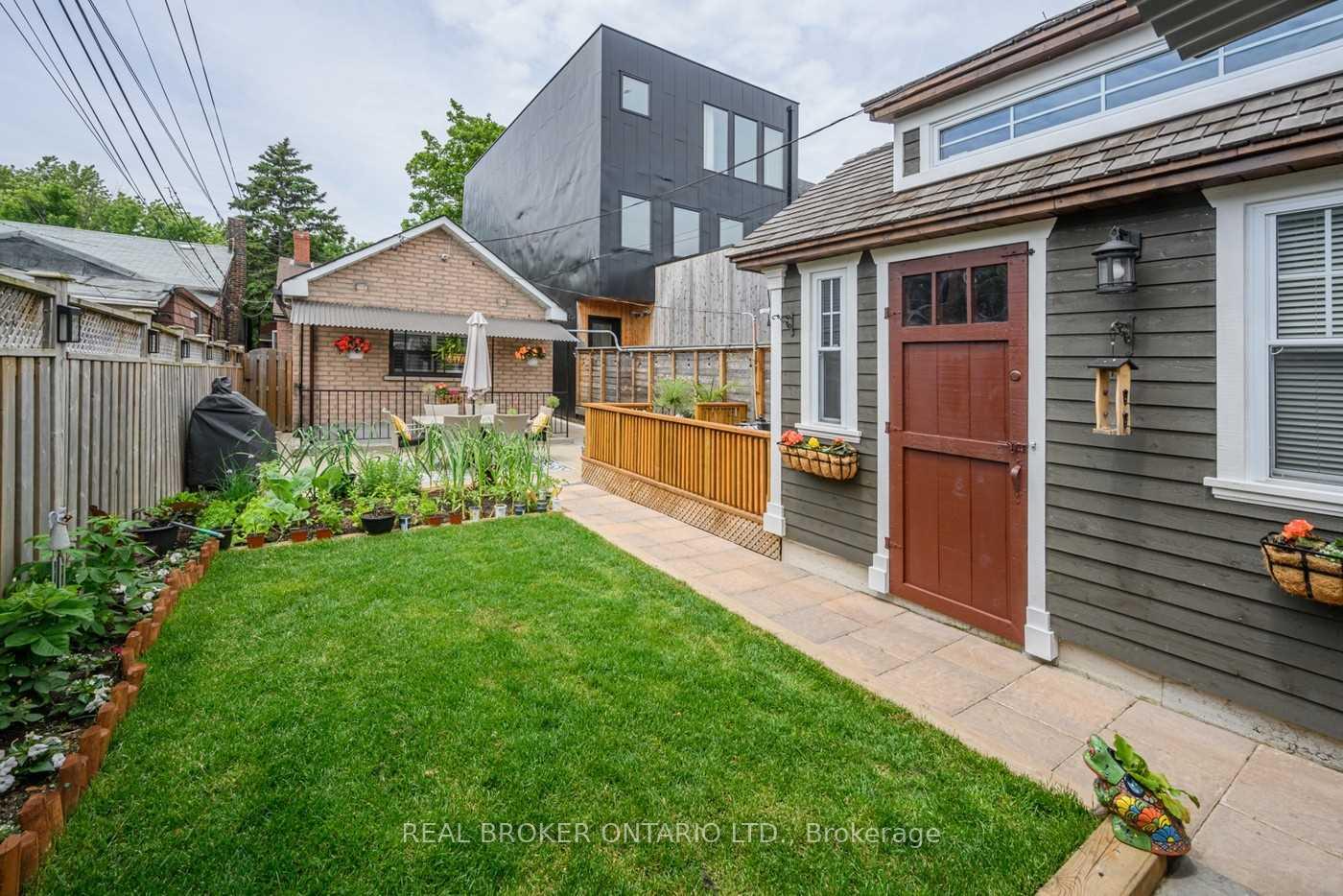 Photo 1 of Unit Main, 83 Bellwoods Avenue, Toronto, Trinity-Bellwoods — HOMEH