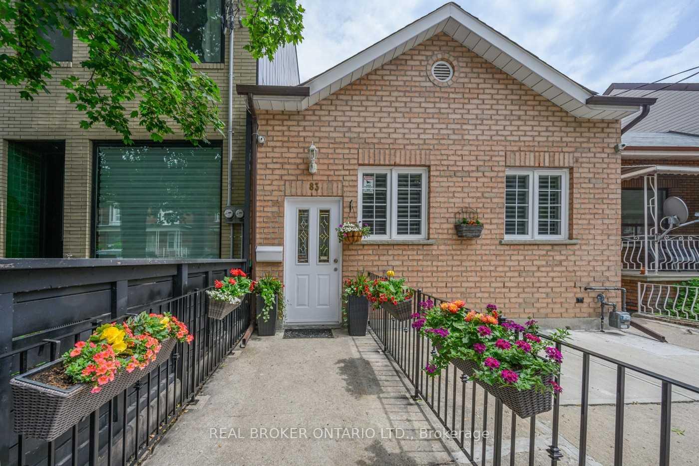 Photo 3 of Unit Main, 83 Bellwoods Avenue, Toronto, Trinity-Bellwoods — HOMEH