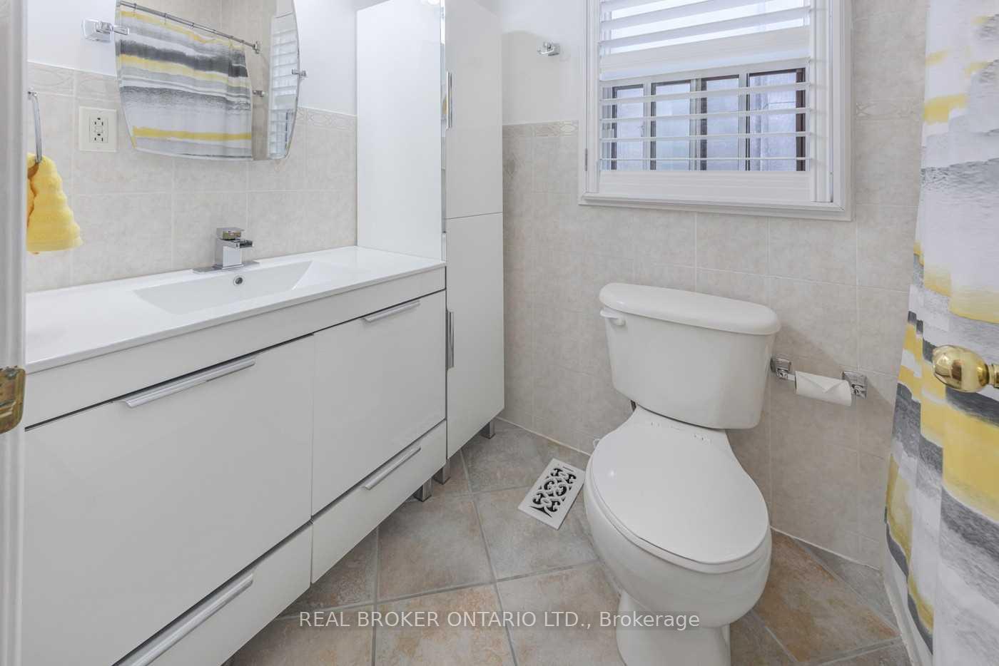 Photo 12 of Unit Main, 83 Bellwoods Avenue, Toronto, Trinity-Bellwoods — HOMEH