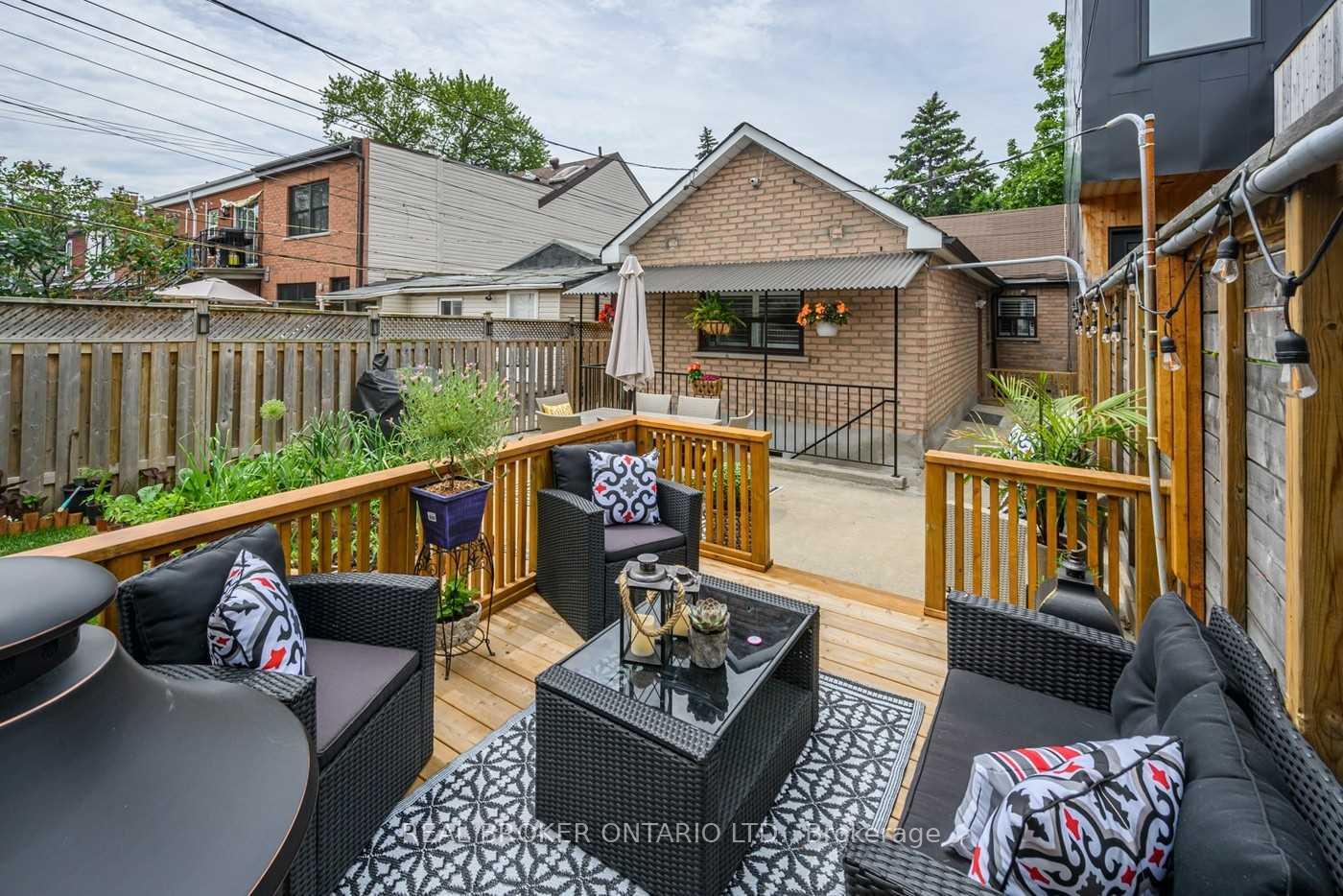 Photo 14 of Unit Main, 83 Bellwoods Avenue, Toronto, Trinity-Bellwoods — HOMEH