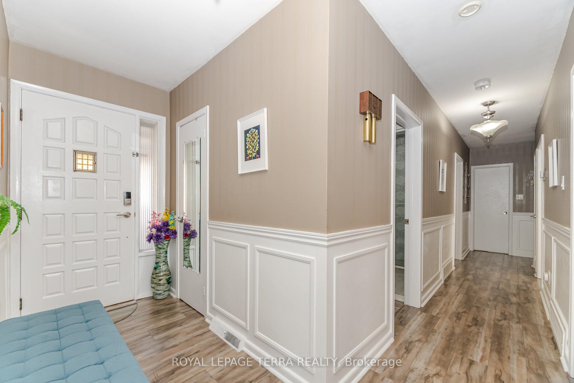 Photo 5 of 65 Alhart Drive, Etobicoke, Thistletown-Beaumonde Heights — HOMEH