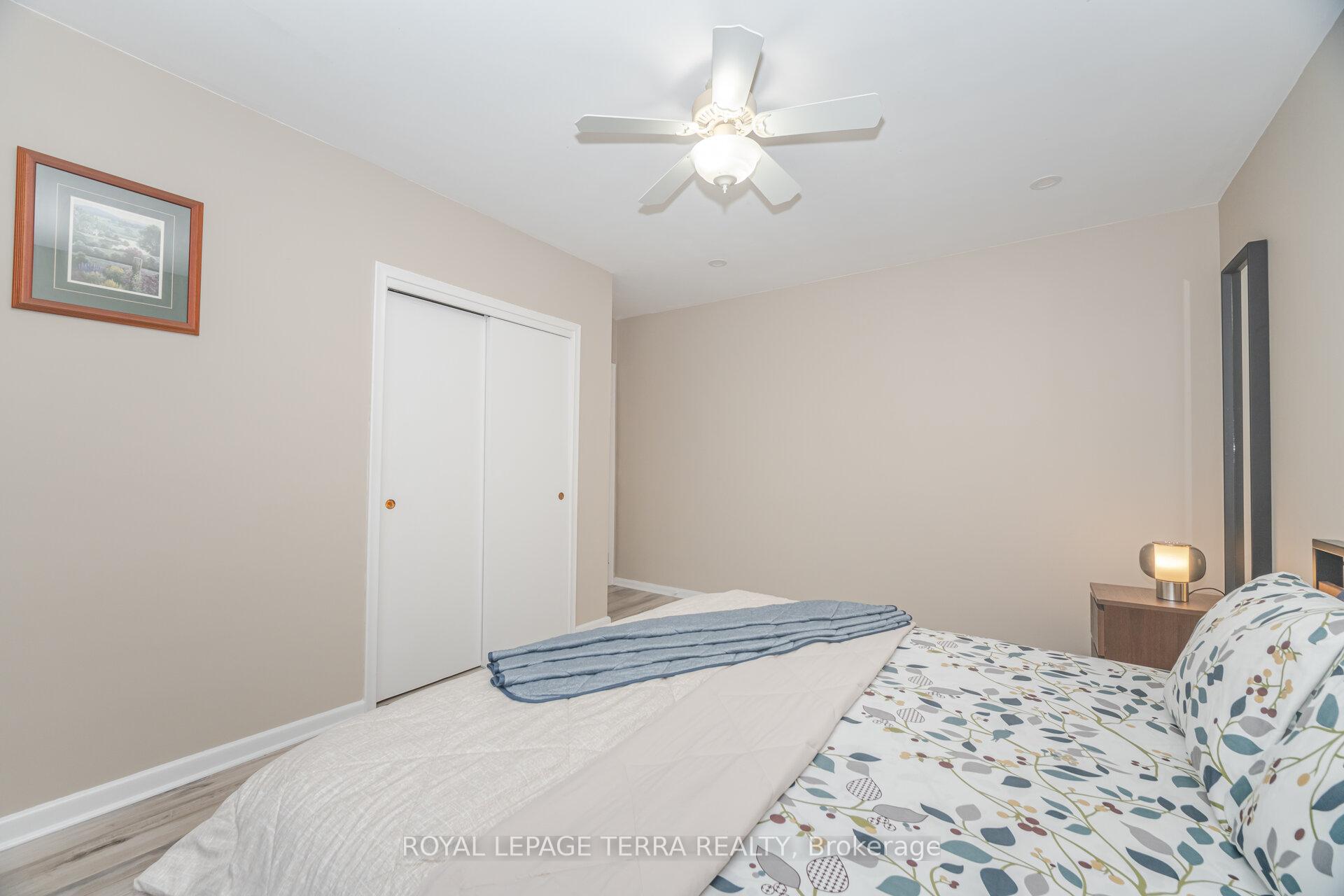 Photo 18 of 65 Alhart Drive, Etobicoke, Thistletown-Beaumonde Heights — HOMEH