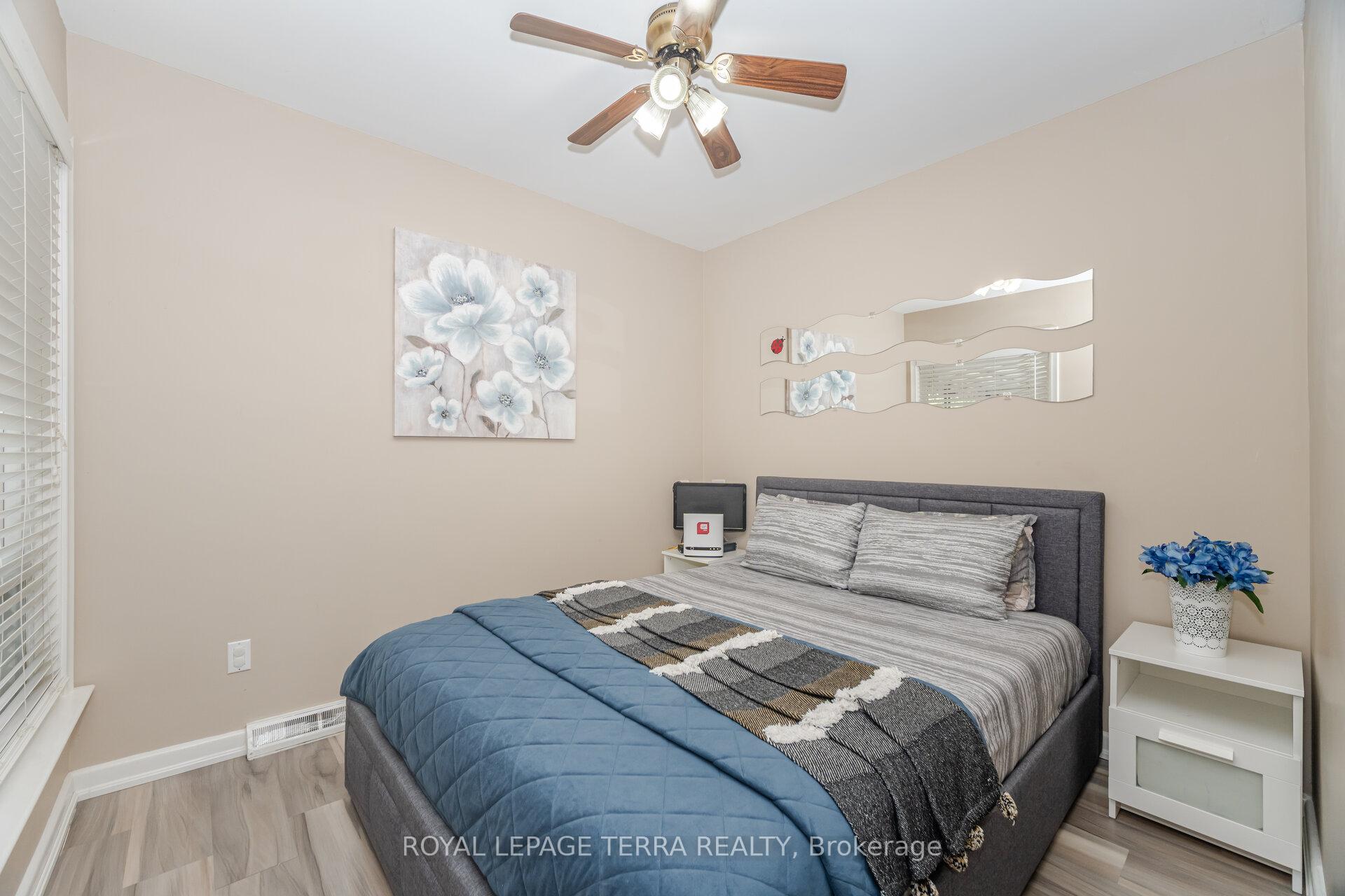Photo 19 of 65 Alhart Drive, Etobicoke, Thistletown-Beaumonde Heights — HOMEH