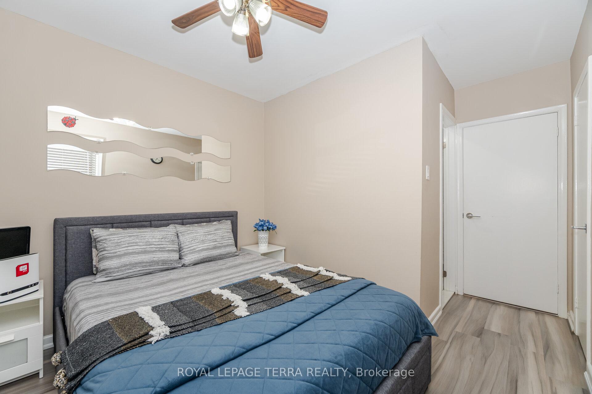 Photo 20 of 65 Alhart Drive, Etobicoke, Thistletown-Beaumonde Heights — HOMEH