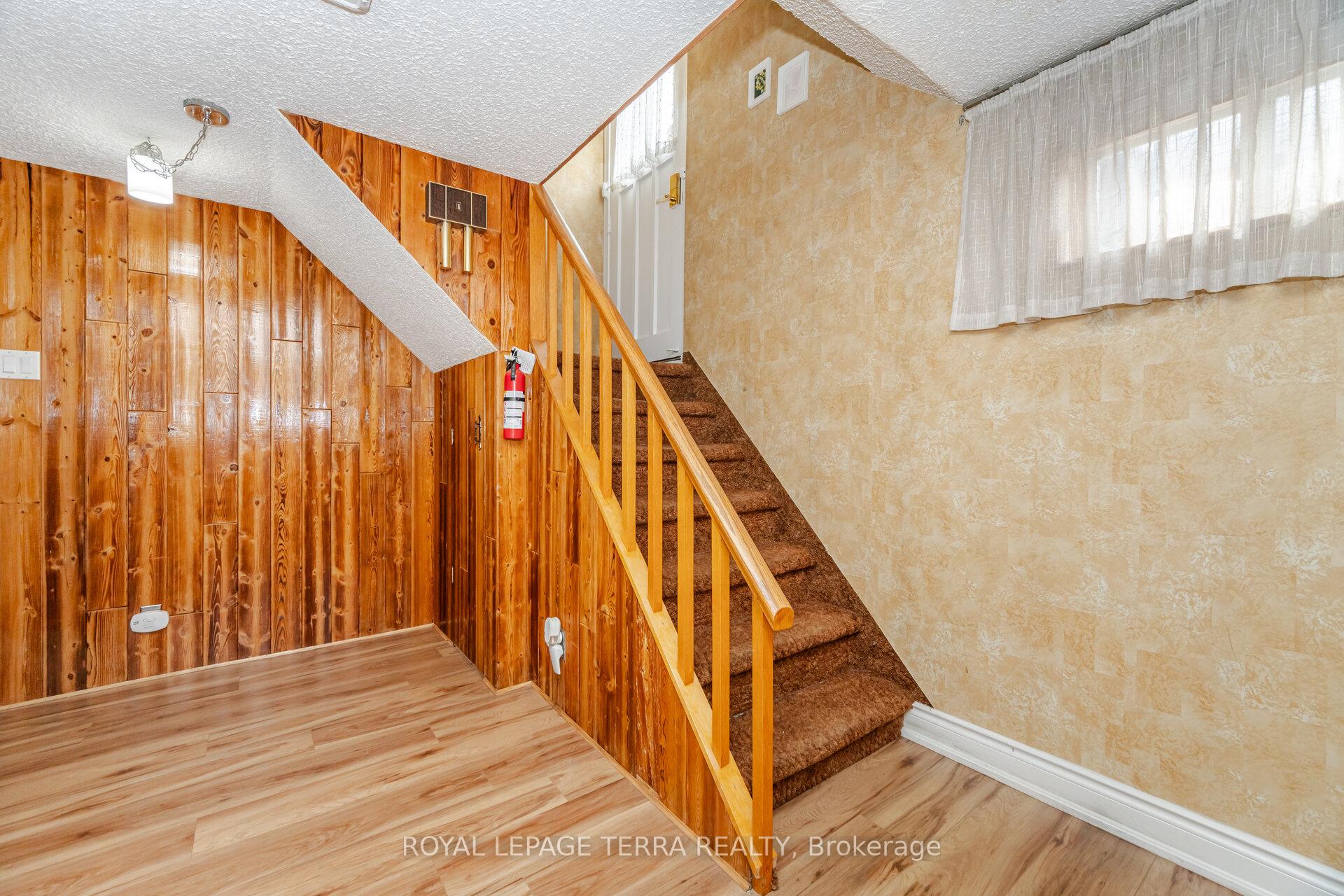 Photo 27 of 65 Alhart Drive, Etobicoke, Thistletown-Beaumonde Heights — HOMEH