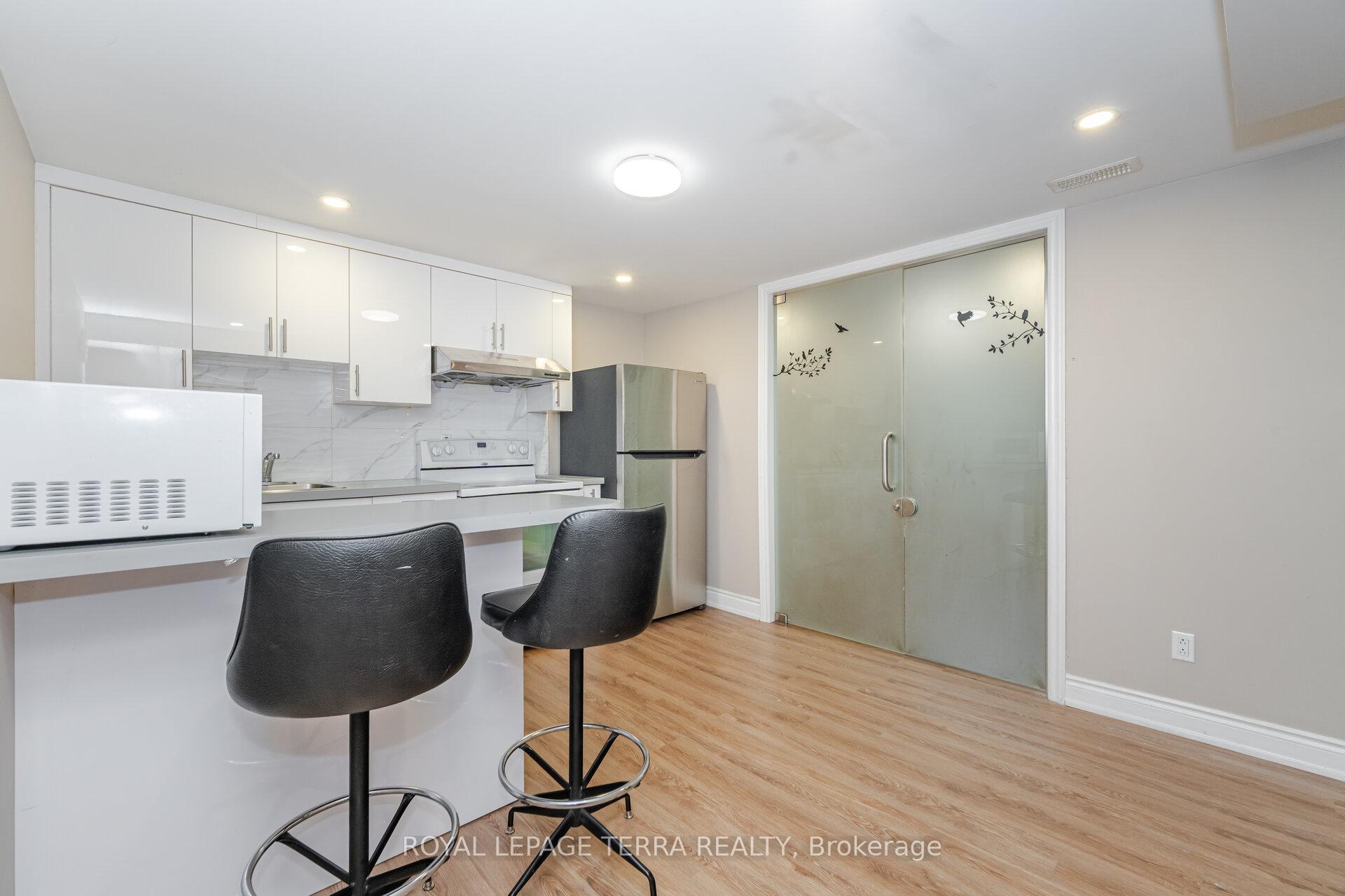 Photo 30 of 65 Alhart Drive, Etobicoke, Thistletown-Beaumonde Heights — HOMEH