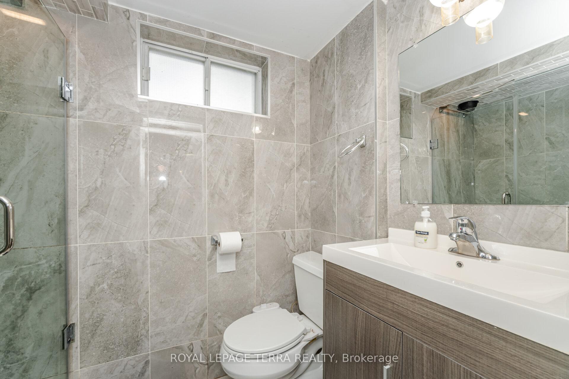 Photo 38 of 65 Alhart Drive, Etobicoke, Thistletown-Beaumonde Heights — HOMEH