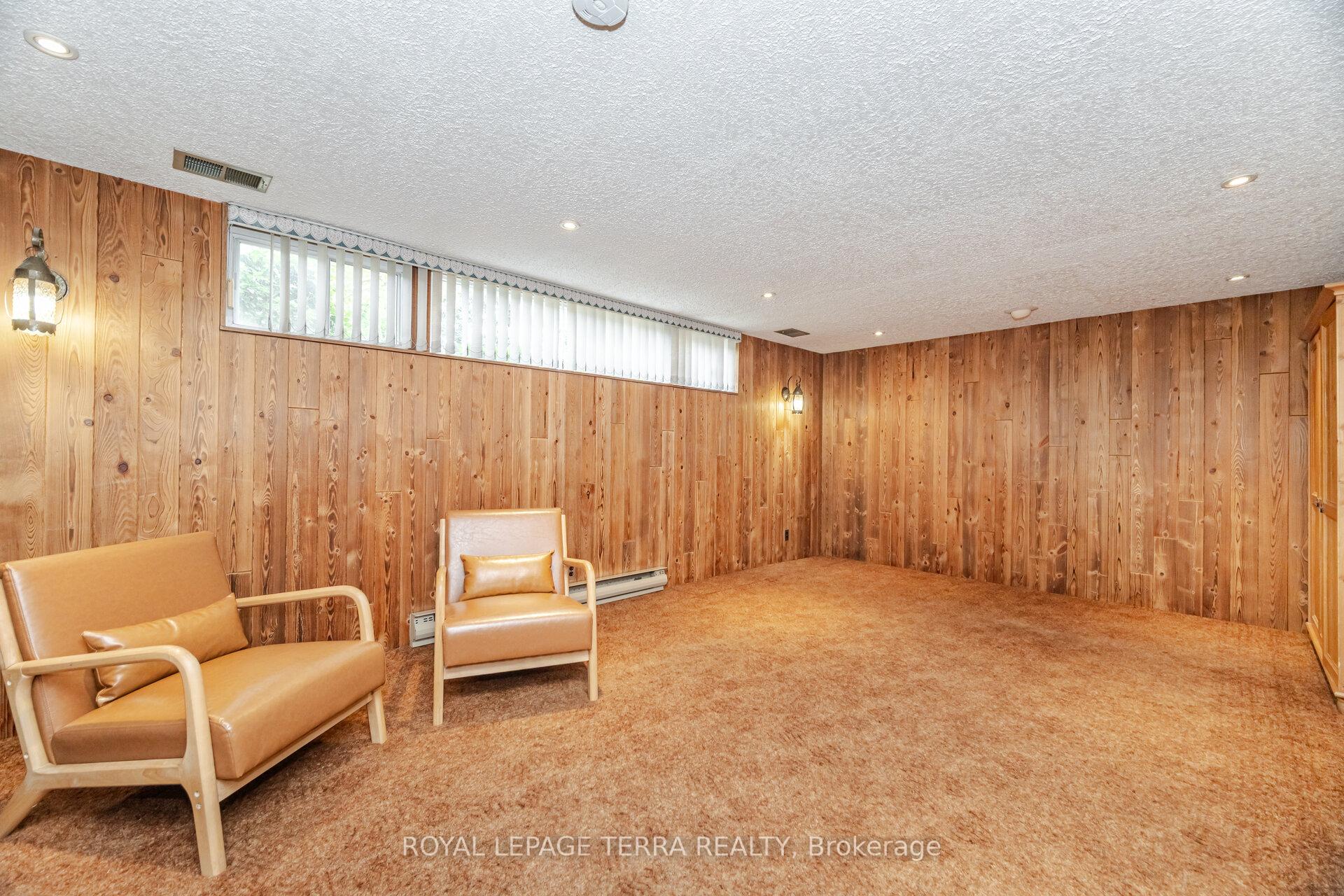 Photo 39 of 65 Alhart Drive, Etobicoke, Thistletown-Beaumonde Heights — HOMEH