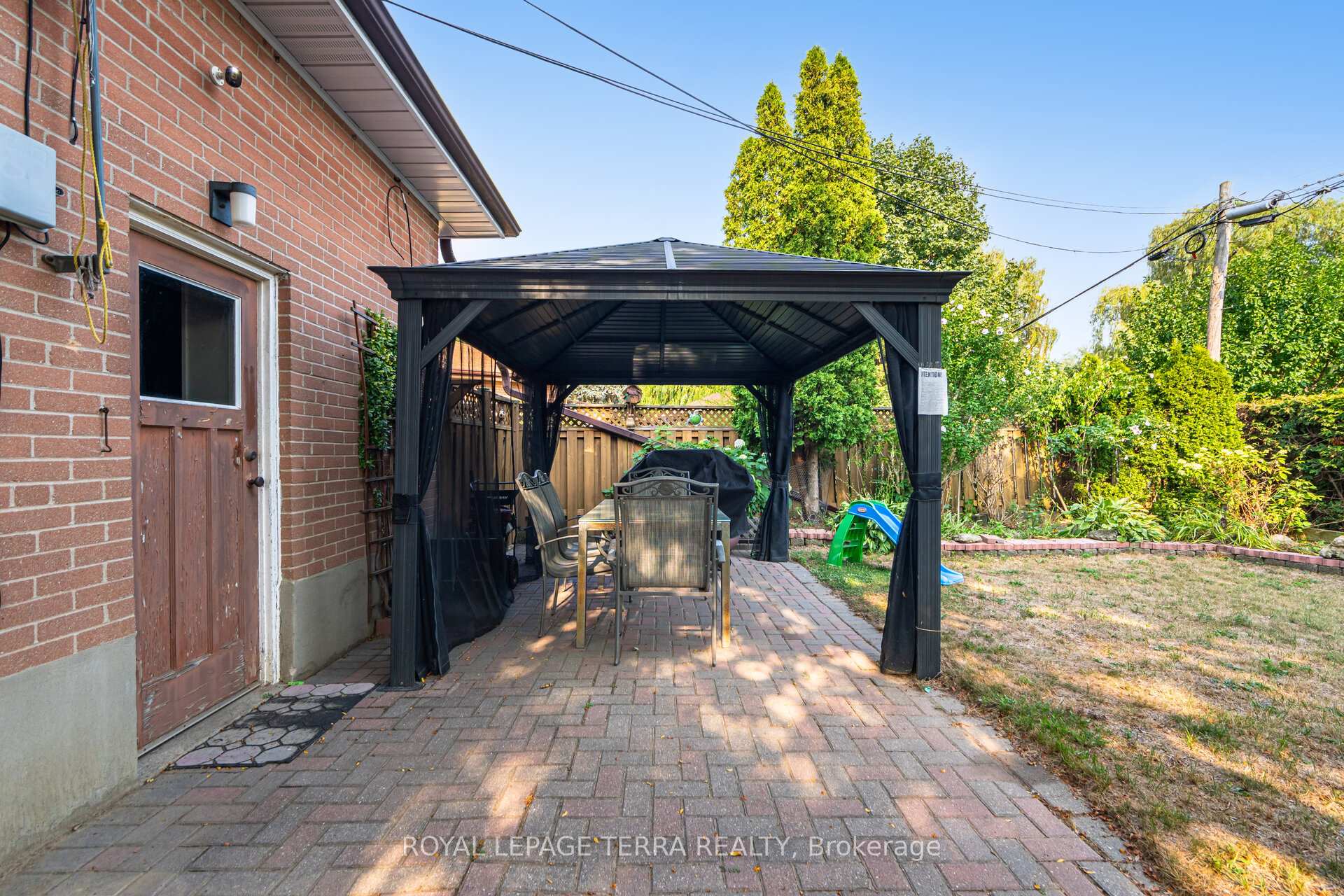 Photo 47 of 65 Alhart Drive, Etobicoke, Thistletown-Beaumonde Heights — HOMEH