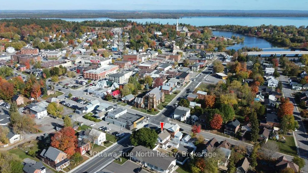 Photo 251 of 61 Daniel Street N, Arnprior — HOMEH