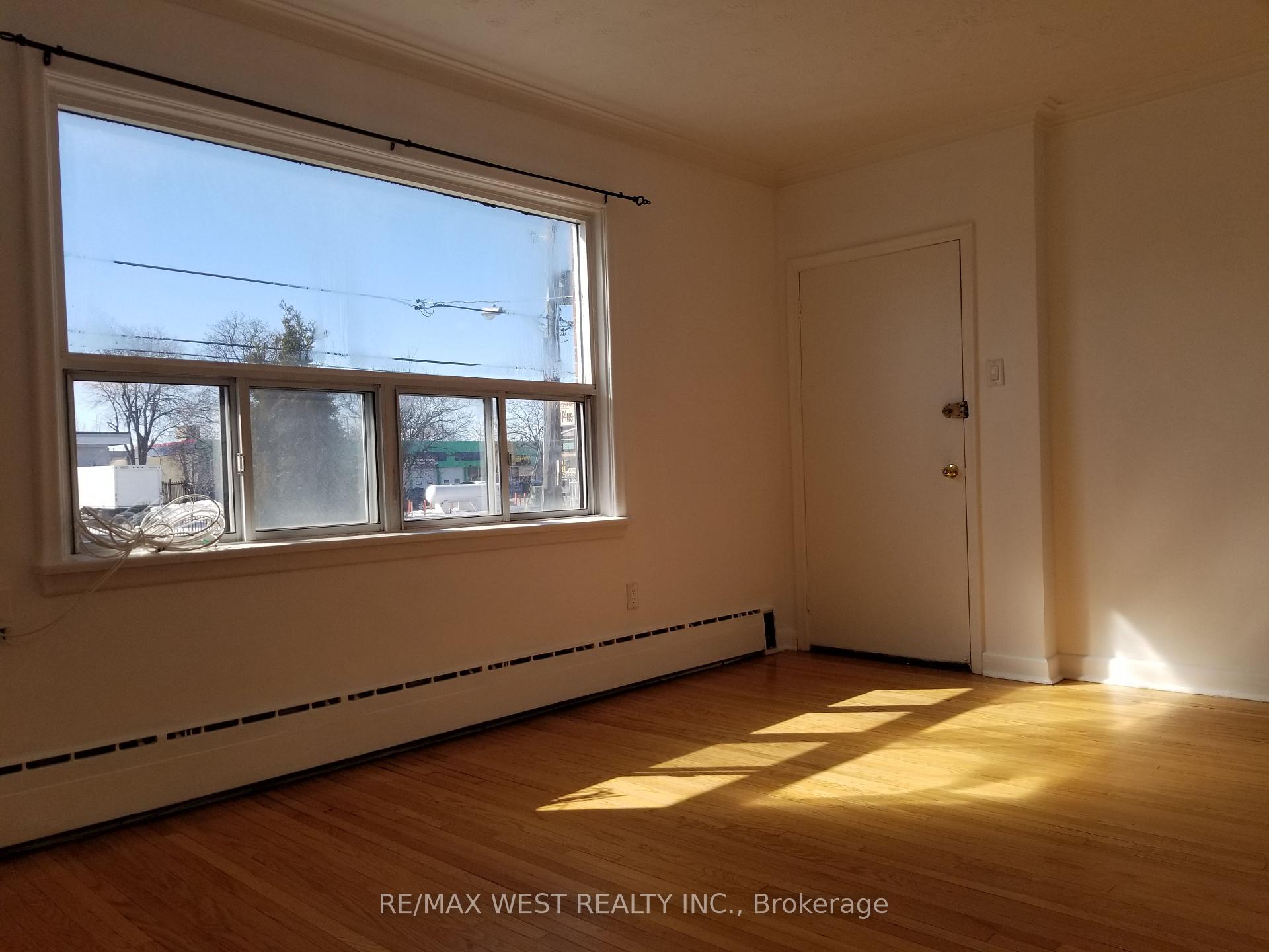 Photo 4 of Unit Main, 2077 Kipling Avenue, Etobicoke, Rexdale-Kipling — HOMEH