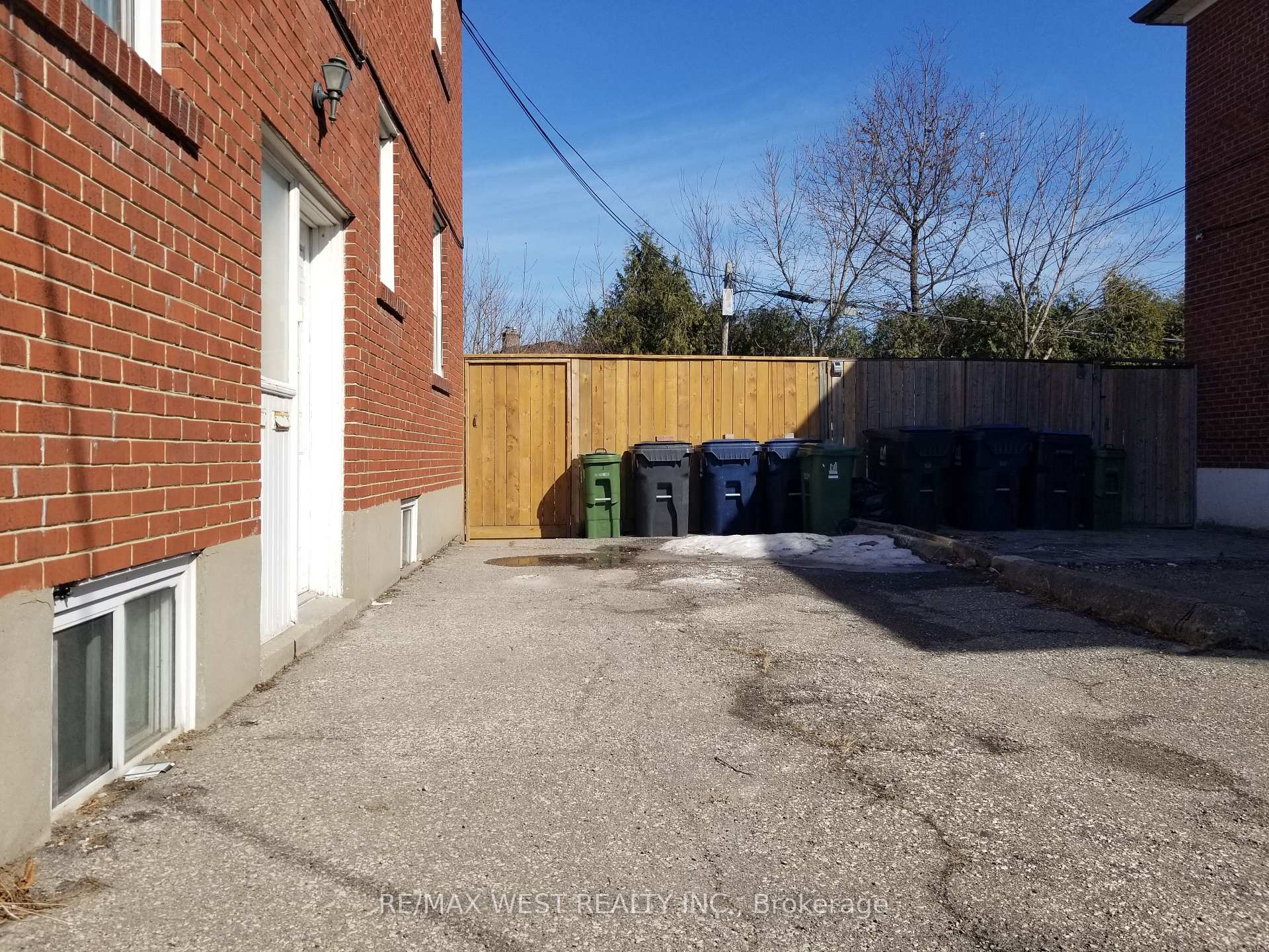Photo 9 of Unit Main, 2077 Kipling Avenue, Etobicoke, Rexdale-Kipling — HOMEH