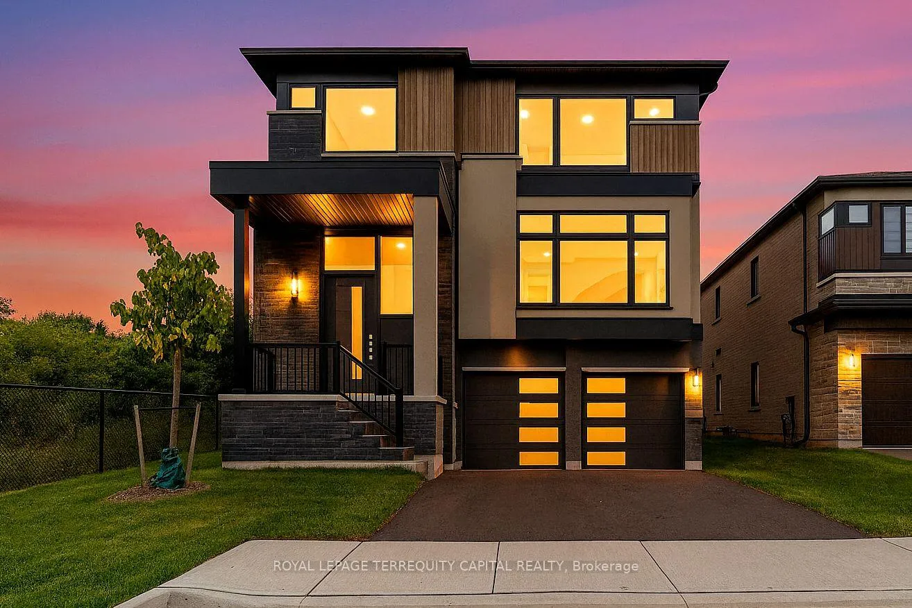 Front of 23 Kingwood Lane