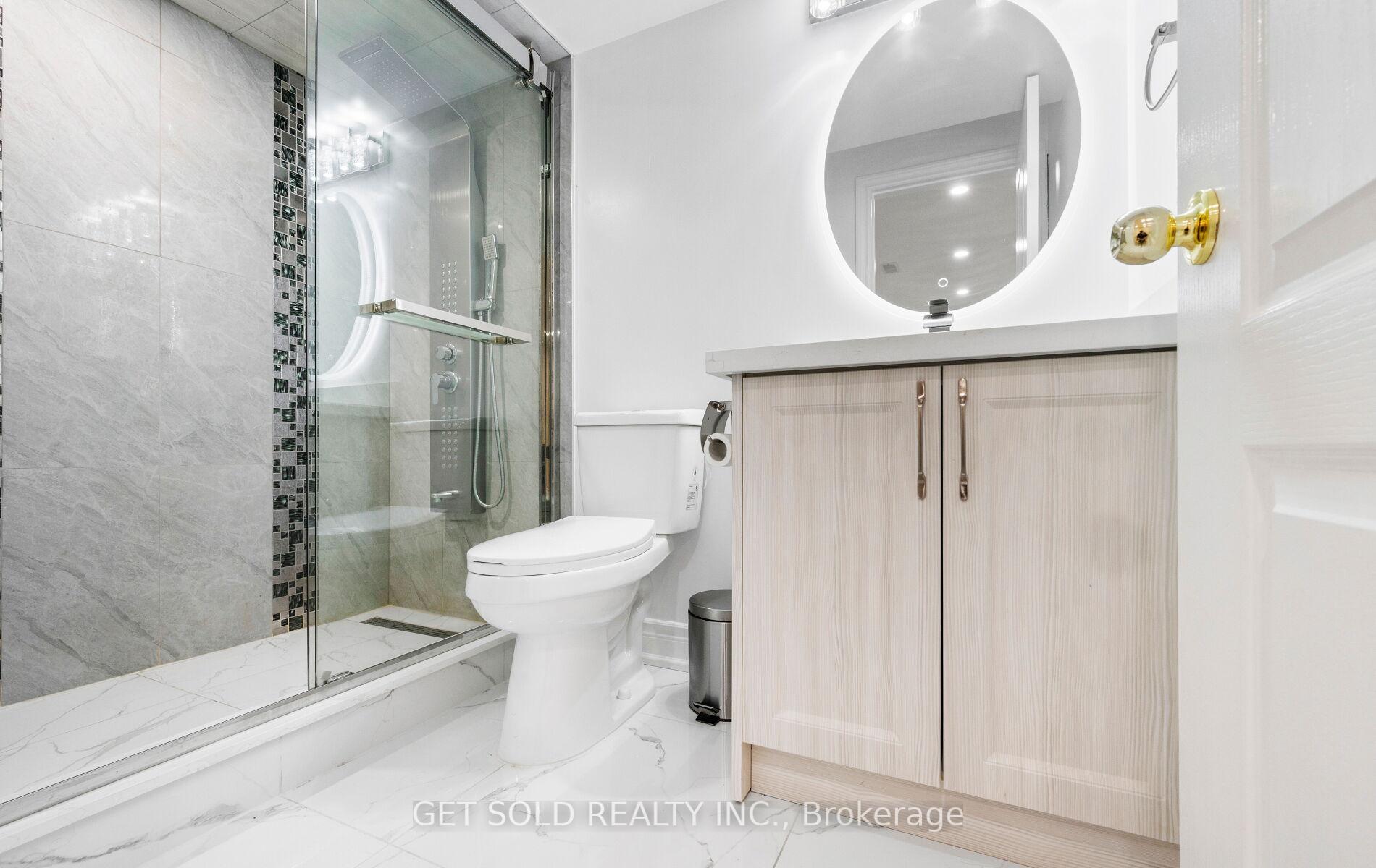 Photo 42 of 16 Mare Crescent, Etobicoke, West Humber-Clairville — HOMEH