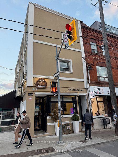 Photo 2 of 125 Ossington Avenue, Toronto, Trinity-Bellwoods — HOMEH