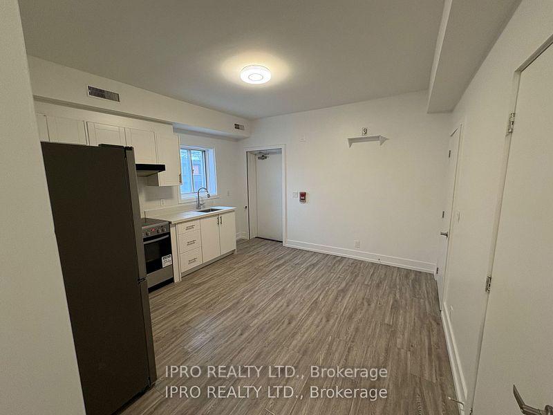 Photo 4 of 125 Ossington Avenue, Toronto, Trinity-Bellwoods — HOMEH