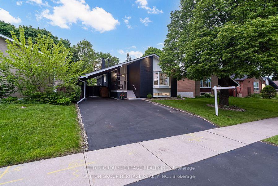 Photo 3 of 22 Paragon Road, Etobicoke, Kingsview Village-The Westway — HOMEH