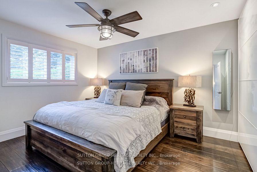 Photo 12 of 22 Paragon Road, Etobicoke, Kingsview Village-The Westway — HOMEH