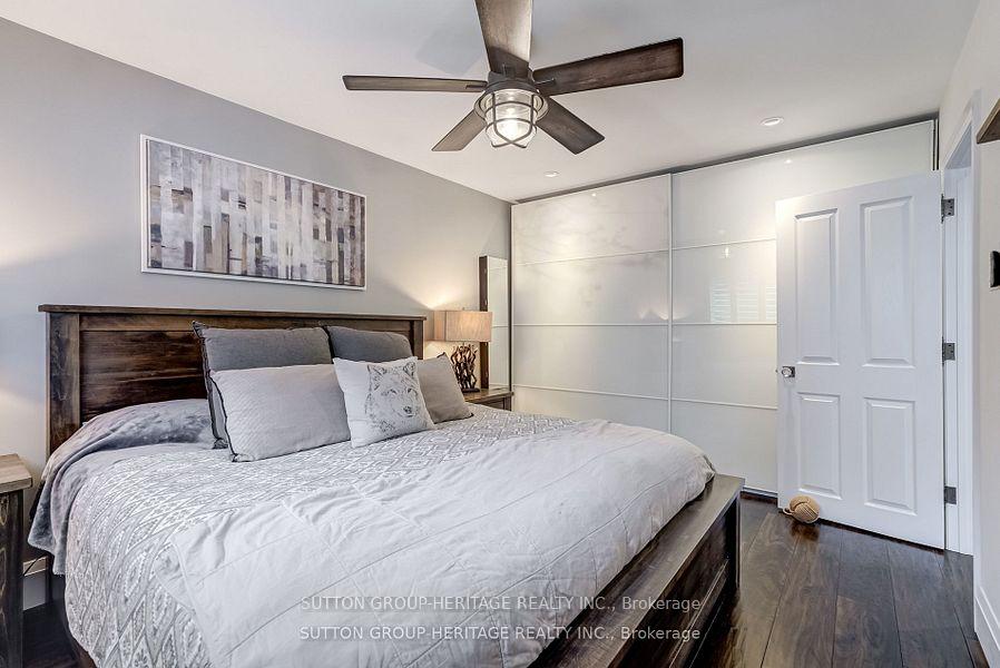Photo 13 of 22 Paragon Road, Etobicoke, Kingsview Village-The Westway — HOMEH