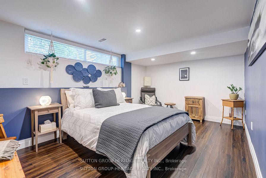 Photo 24 of 22 Paragon Road, Etobicoke, Kingsview Village-The Westway — HOMEH