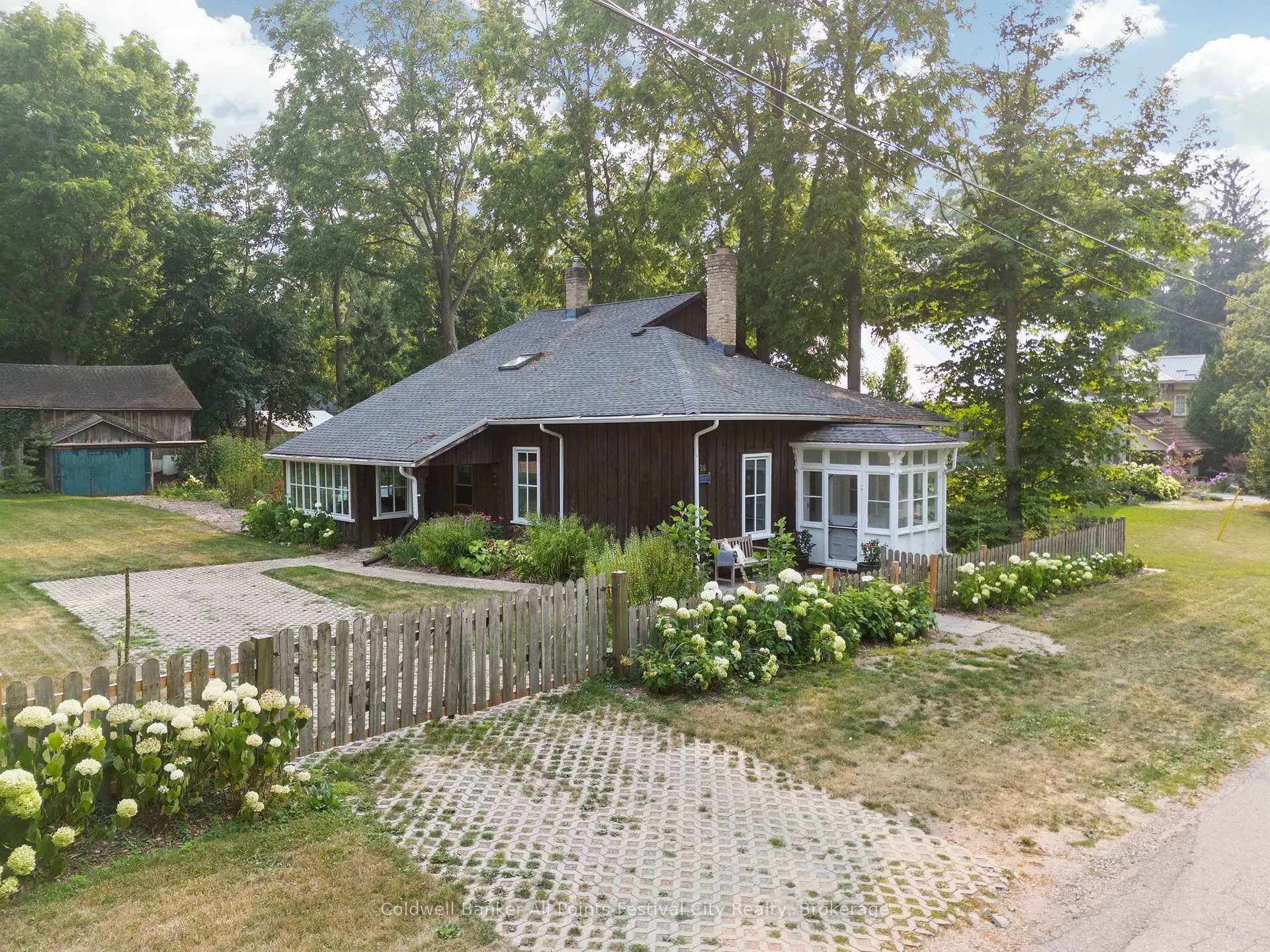 Photo 5 of 26 Bayfield Terrace, Bluewater, Bayfield — HOMEH