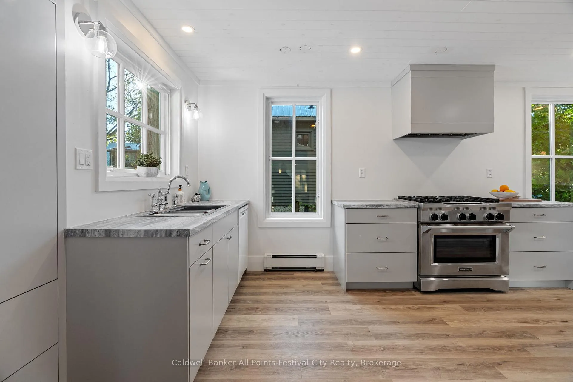 Photo 239 of 26 Bayfield Terrace, Bluewater, Bayfield — HOMEH