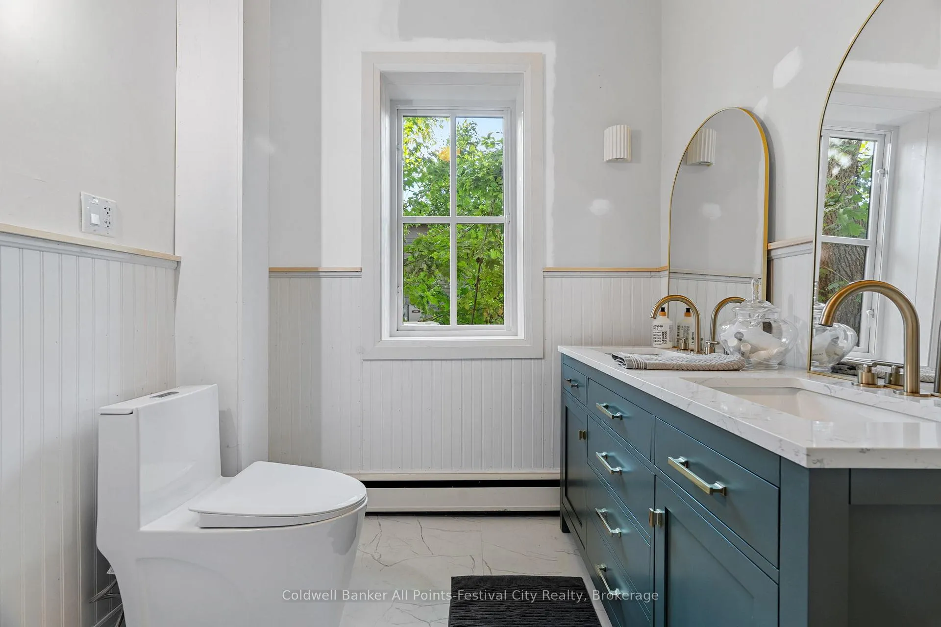 Photo 329 of 26 Bayfield Terrace, Bluewater, Bayfield — HOMEH