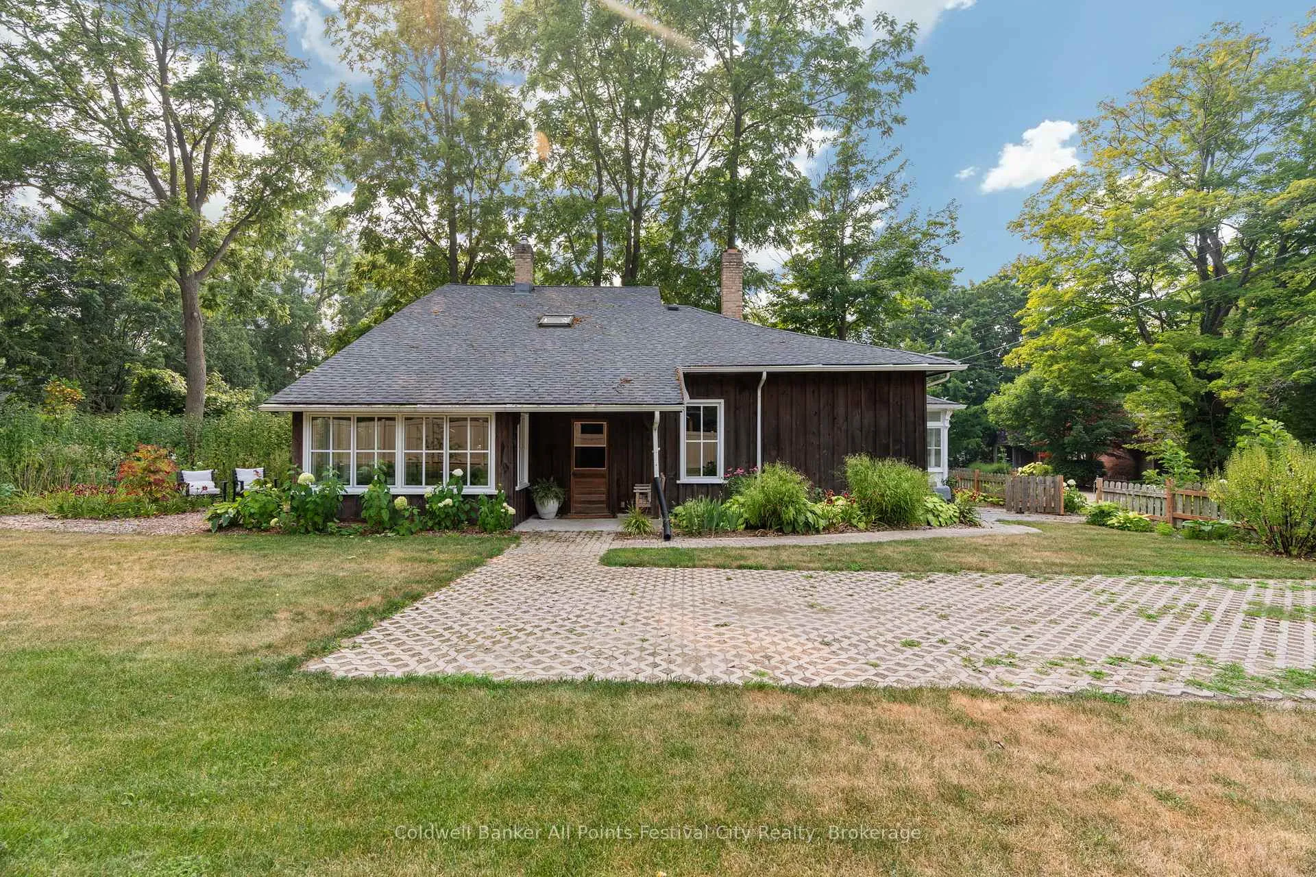 Photo 454 of 26 Bayfield Terrace, Bluewater, Bayfield — HOMEH